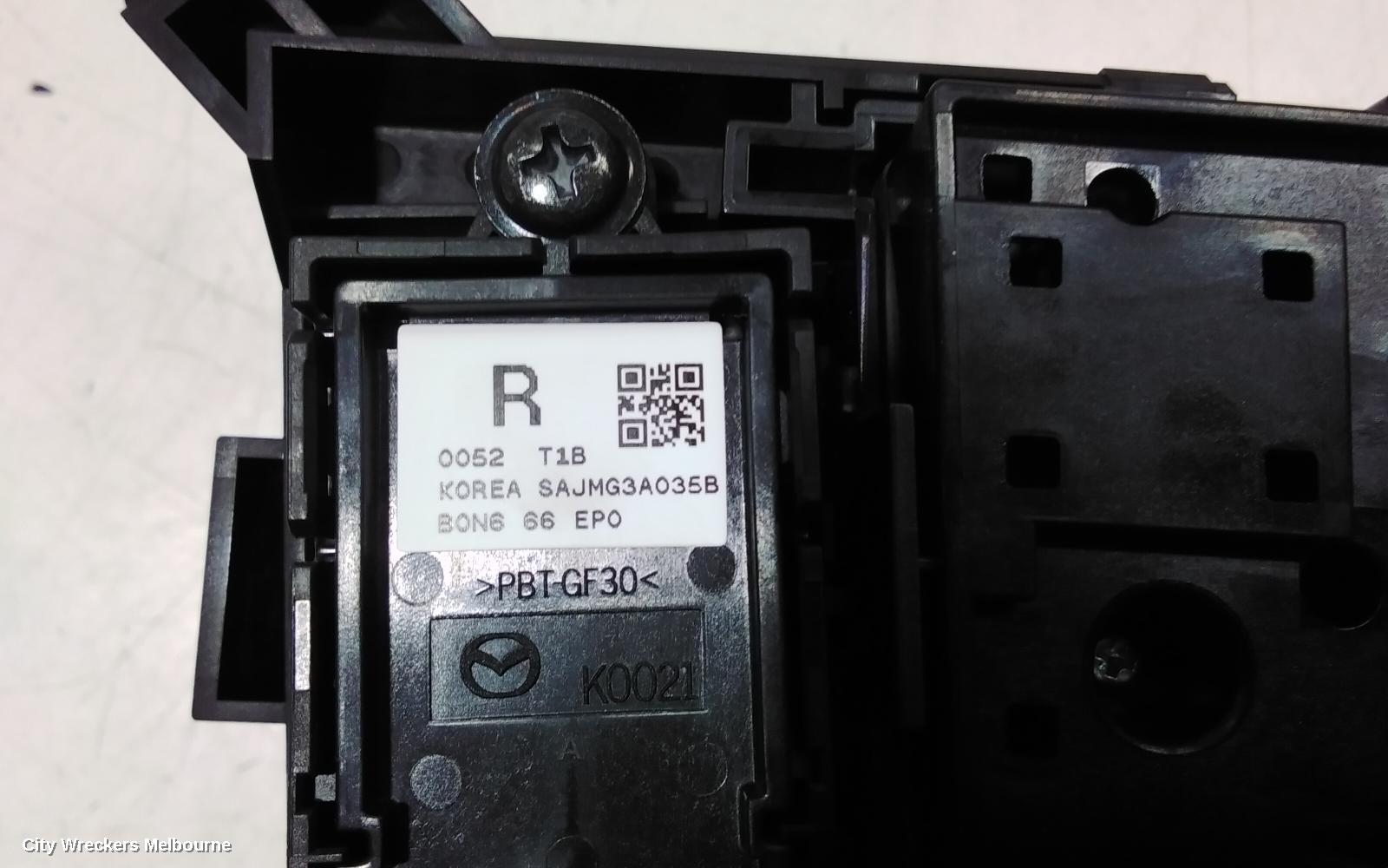 MAZDA CX30 RADIO/CD/DVD/SAT/TV, HEAD UNIT, 10.25IN, DM, 10/2019 ONWARDS