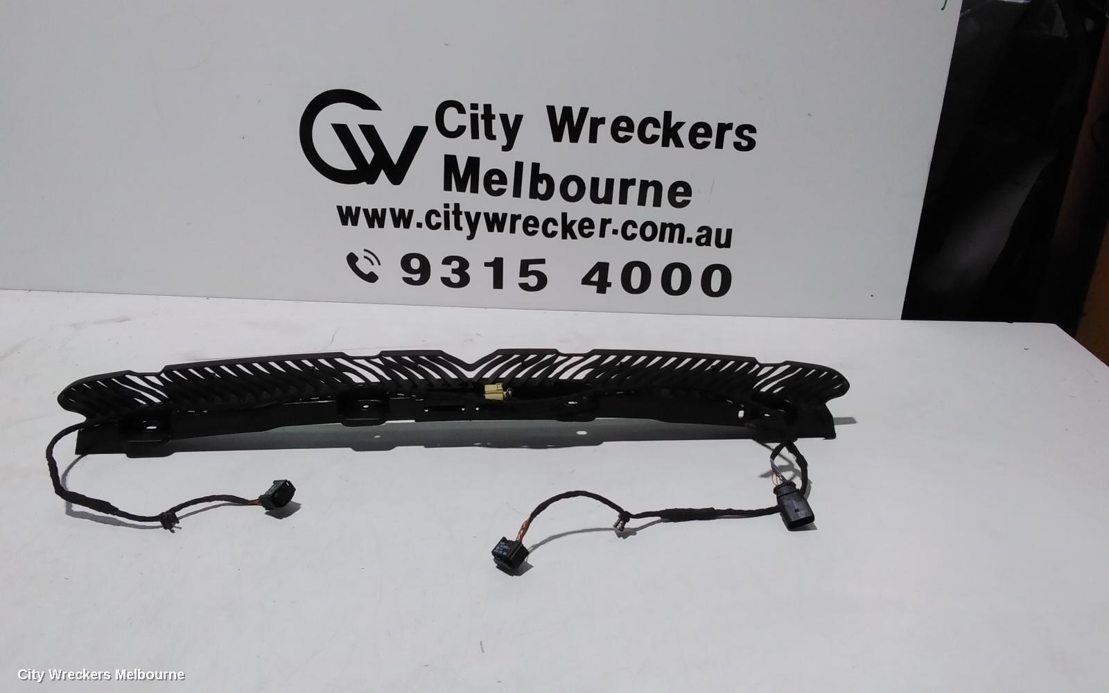 VOLKSWAGEN PASSAT, B8/MK7, 06/2015 - 05/2023, CENTRE BAR BRAKET: 101018