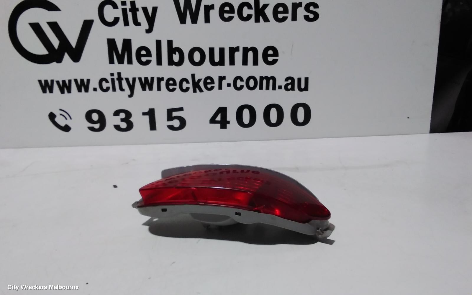 LEXUS RX SERIES RIGHT TAILLIGHT, RX330/RX350/RX400H, MCU3/GSU3/MHU3#, IN BUMPER, 04/2003 - 11/2008