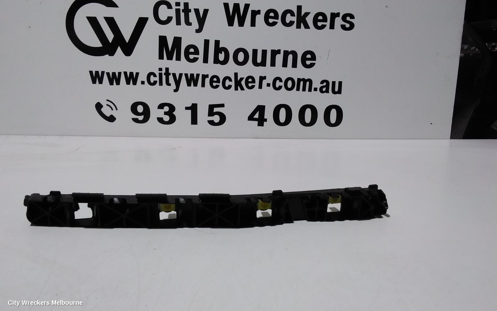 HYUNDAI TUCSON, TL, 06/2015 - 01/2021, RHR BAR BRAKET: 101051