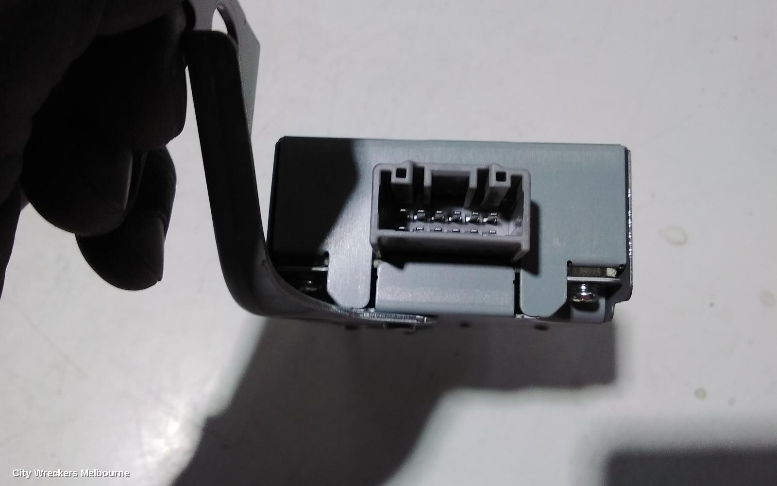 TOYOTA CAMRY, XV70, 09/2017 - 05/2024, 8598A-33010 BATTERY CONTROL: 101071