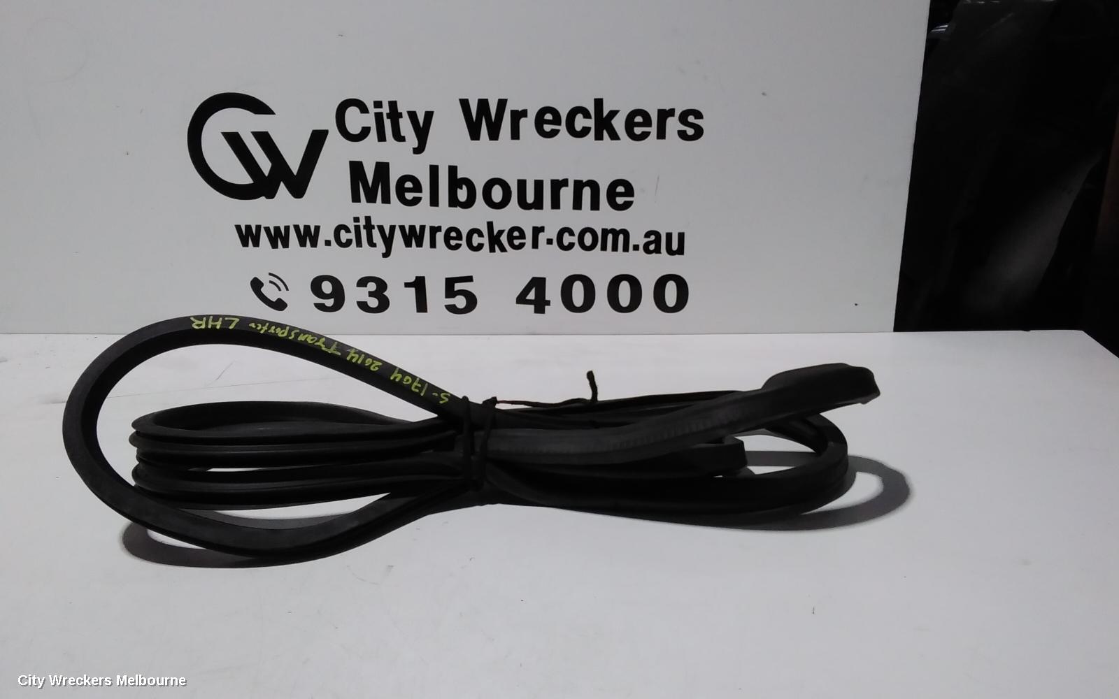 VOLKSWAGEN TRANSPORTER SEAL, LHR DOOR SEAL RUBBER ON THE BODY: 101095, T5, 03/2010 - 06/2015