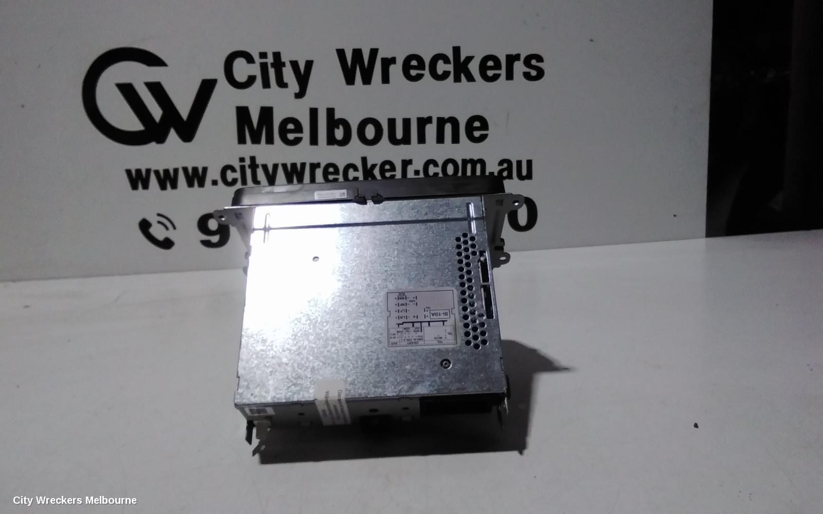 VOLKSWAGEN TRANSPORTER RADIO/CD/DVD/SAT/TV, HEAD UNIT (RCD210), SINGLE DIN TYPE, 03/2010 - 06/2015
