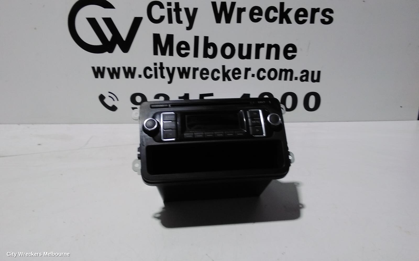 VOLKSWAGEN TRANSPORTER RADIO/CD/DVD/SAT/TV, HEAD UNIT (RCD210), SINGLE DIN TYPE, 03/2010 - 06/2015