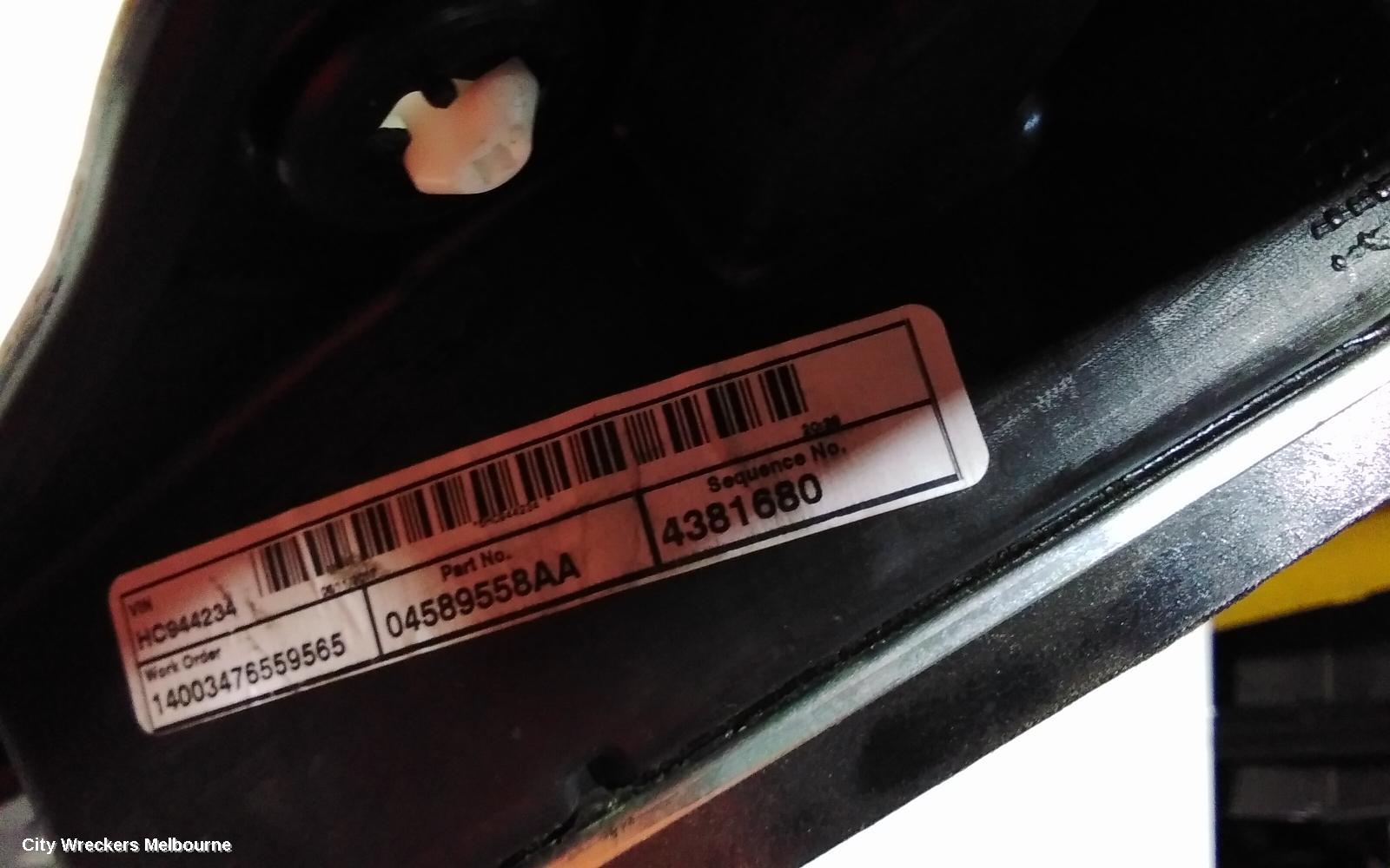 JEEP GRANDCHEROKEE RIGHT FRONT WINDOW REG/MOTOR, WK, 10/2010 - 02/2022