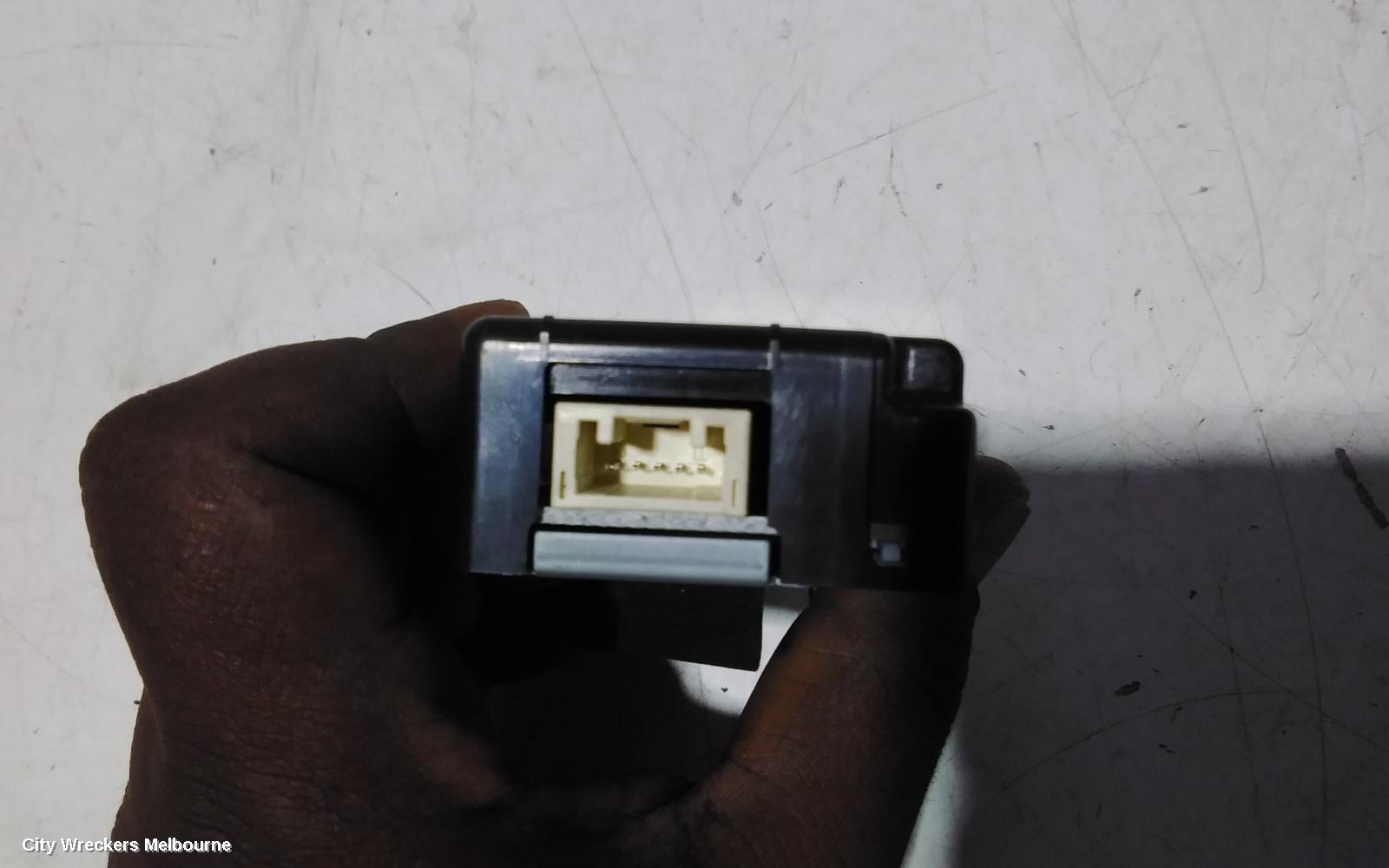 TOYOTA CAMRY, XV70, 09/2017 - 05/2024, 89741-33620  KEYLESS ENTRY DOOR CONTROL RECEIVER: 101208