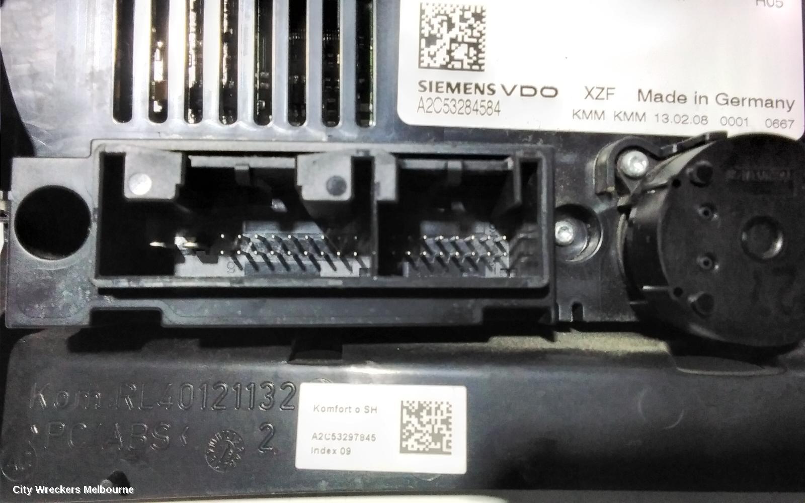 AUDI A4 HEATER/AC CONTROLS, THREE ZONE CLIMATE CONTROL, B8 8K, HEATED TYPE, 02/2008 - 06/2012