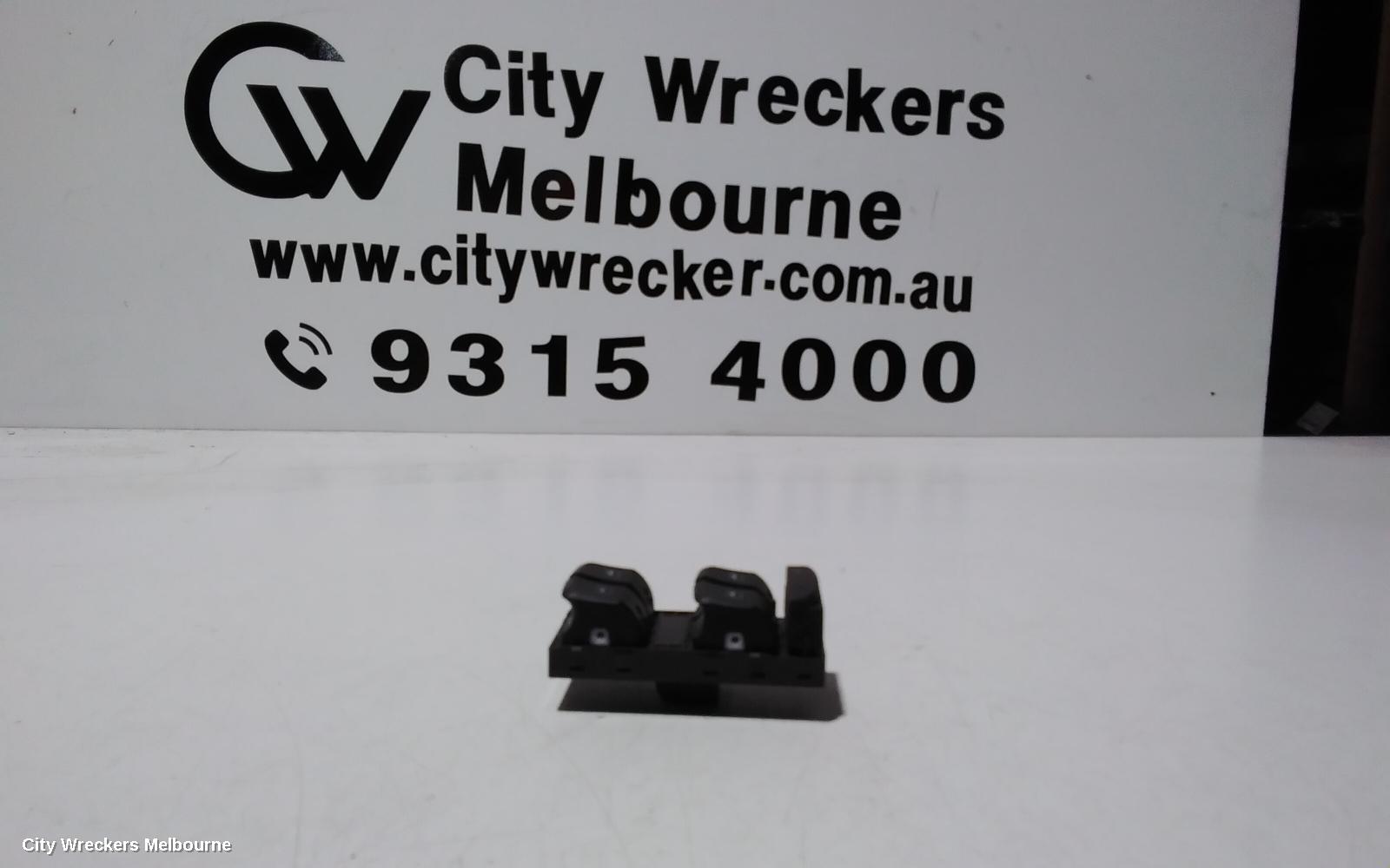 AUDI A4 PWR DR WIND SWITCH, RH FRONT (MASTER SWITCH), B8 8K, 02/2008 - 06/2012