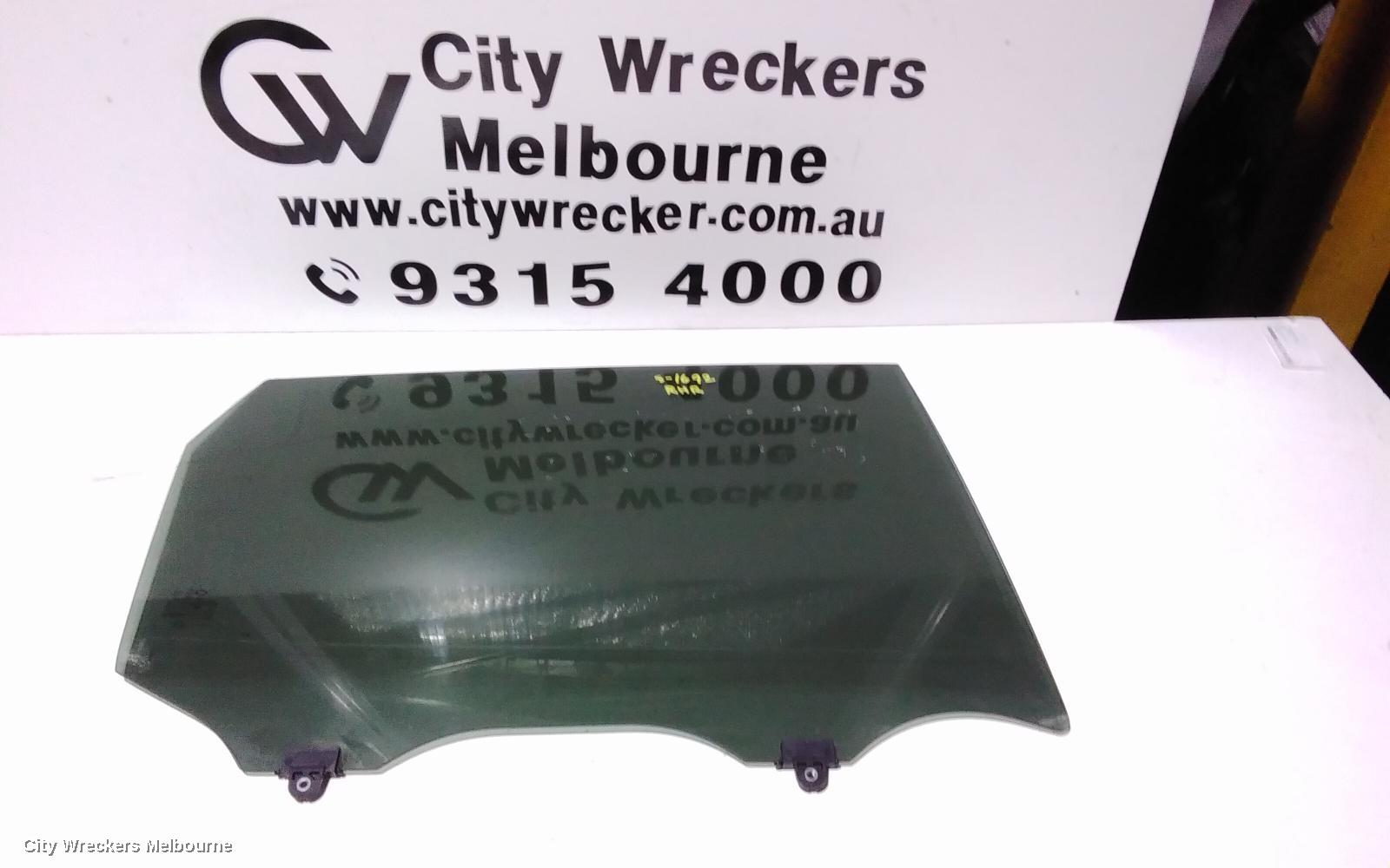 RENAULT KALEOS RIGHT REAR DOOR WINDOW, XZG, 05/2016 ONWARDS