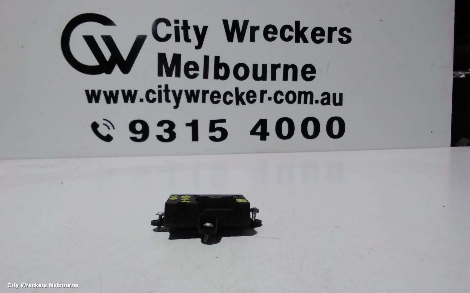 LAND ROVER RANGEROVER EVOQUE, L538, 11/2011 - 01/2019, EJ3214D620AA   REAR LEFT DOOR CONTROL MODULE : 101370