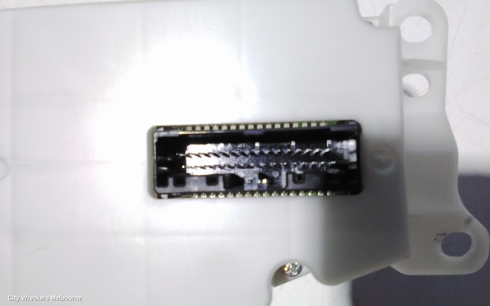 MITSUBISHI TRITON HEATER/AC CONTROLS, MQ-MR, CLIMATE CONTROL DUAL ZONE TYPE, 03/2015 ONWARDS