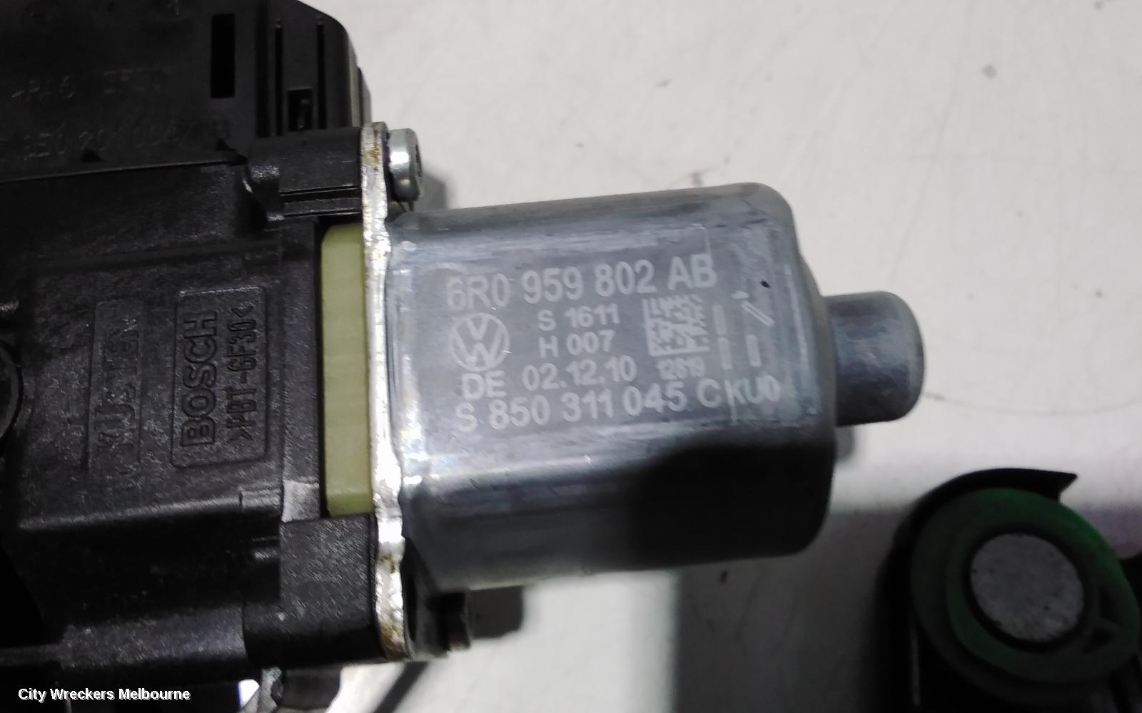 VOLKSWAGEN POLO RIGHT FRONT WINDOW REG/MOTOR, 6R, POWER, 5DR HATCH, 05/2010 - 05/2014