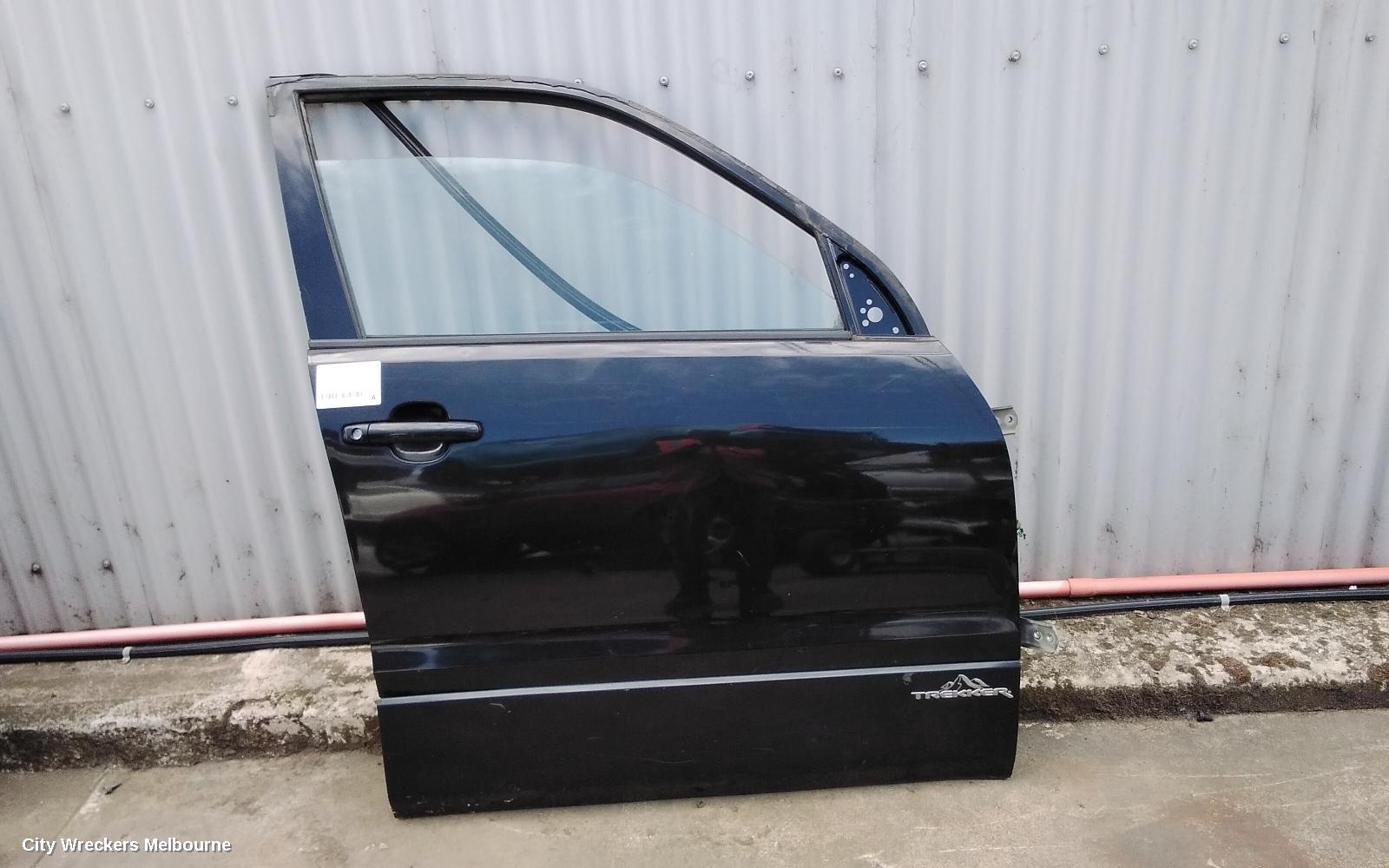 SUZUKI VITARA RIGHT FRONT DOOR, GRAND VITARA, JB-JT, 5DR WAGON, 04/2005 - 12/2018