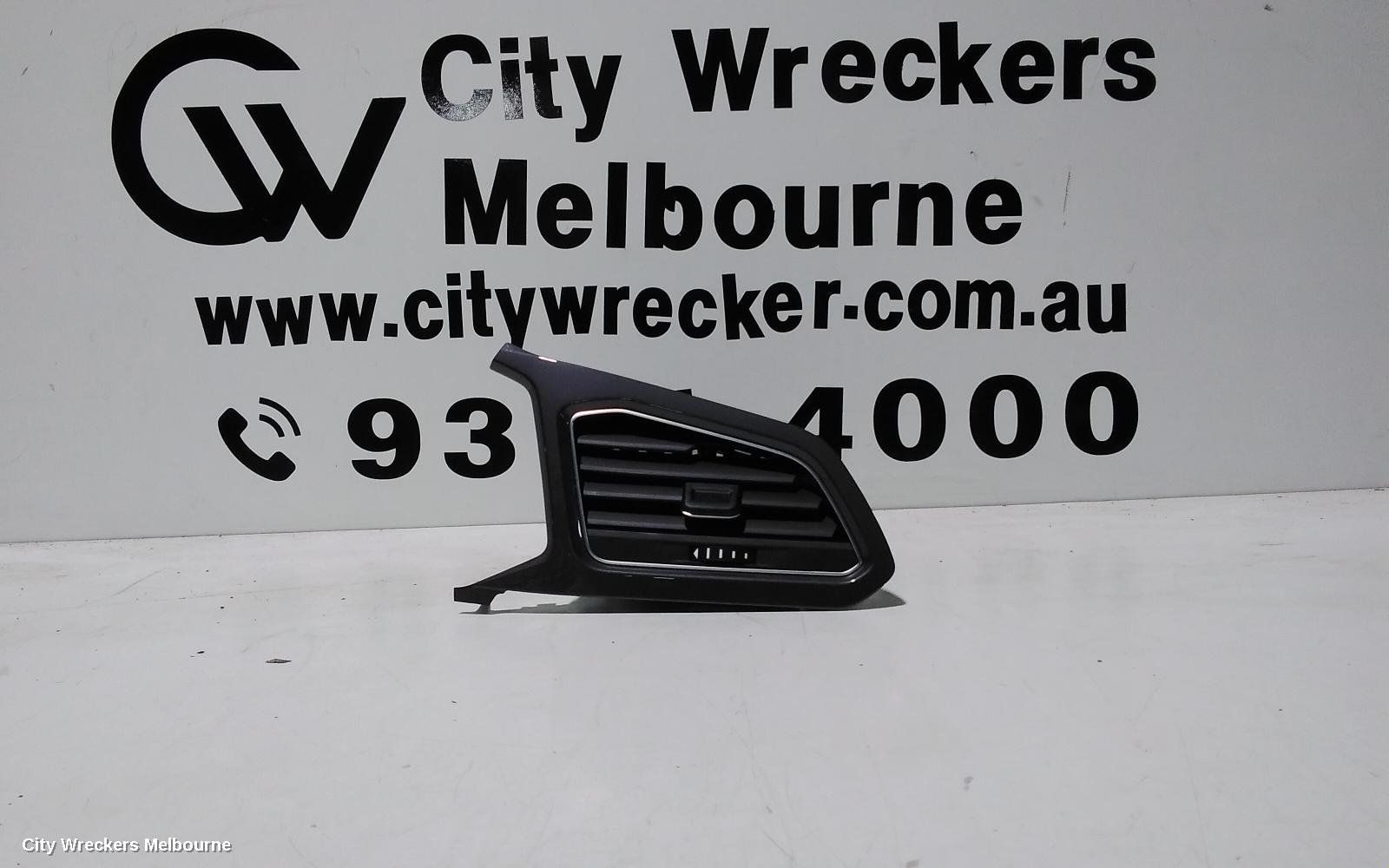 VOLKSWAGEN T-ROC, A1, 03/2020 - 12/2025, RH  AIRVENT: 101454