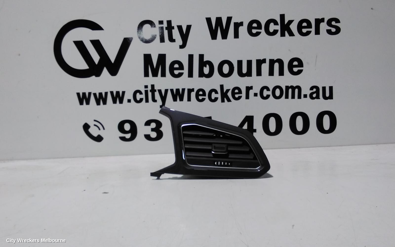 VOLKSWAGEN T-ROC, A1, 03/2020 - 12/2025, RH  AIRVENT: 101454