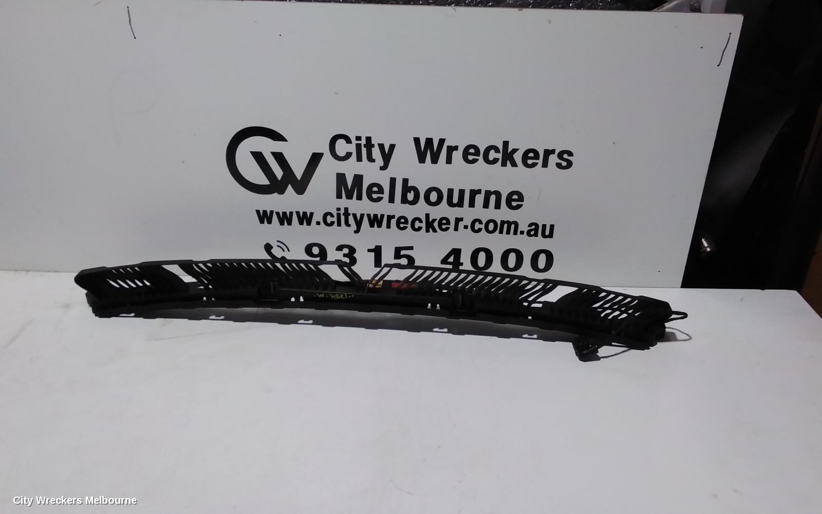VOLKSWAGEN TIGUAN, 5NA, 06/2016 - 02/2024, CENTRE BRAKET: 101487