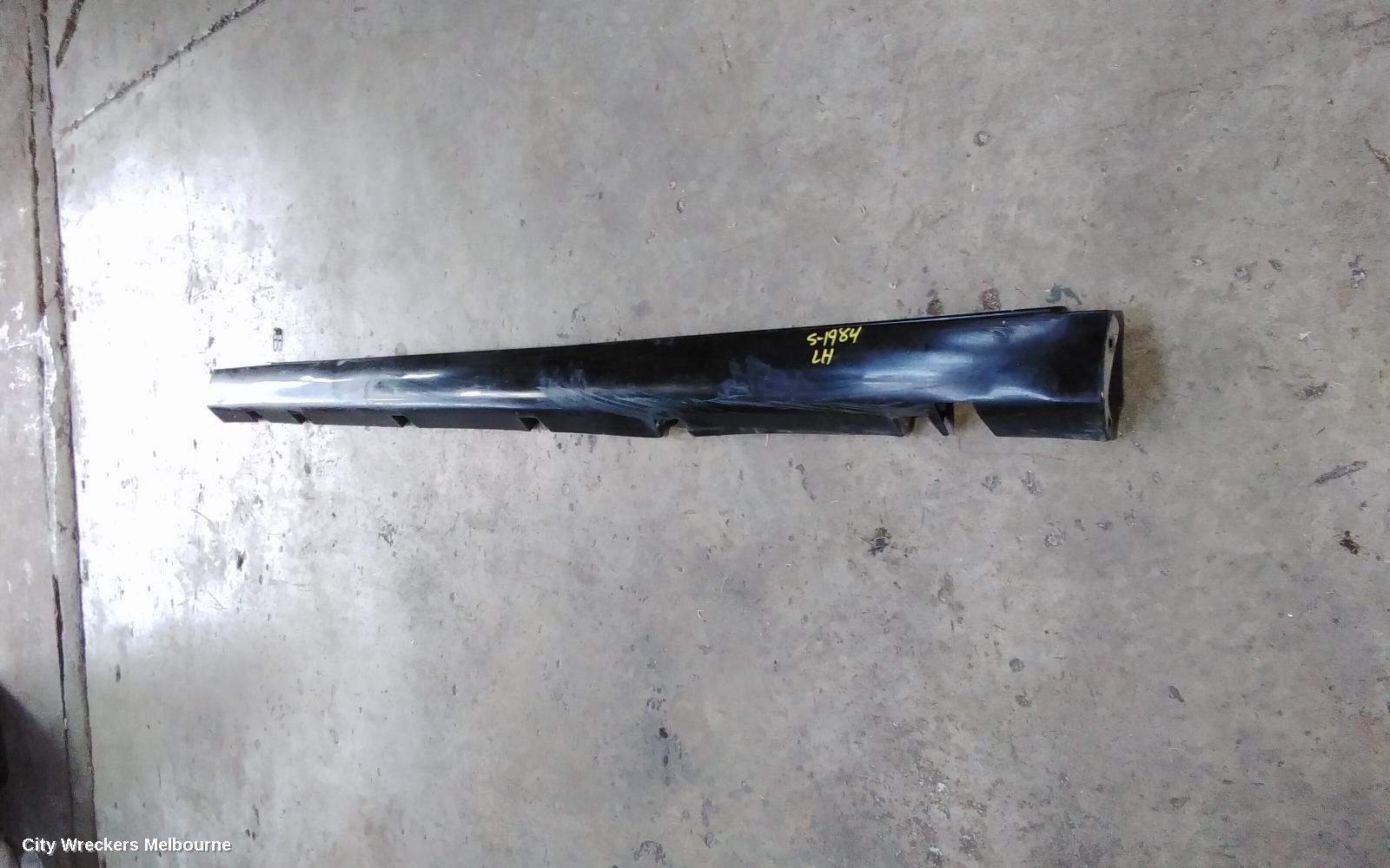 CHRYSLER 300C SIDE STEP/SKIRT, LH SIDE, LX, 07/2012 - 12/2021