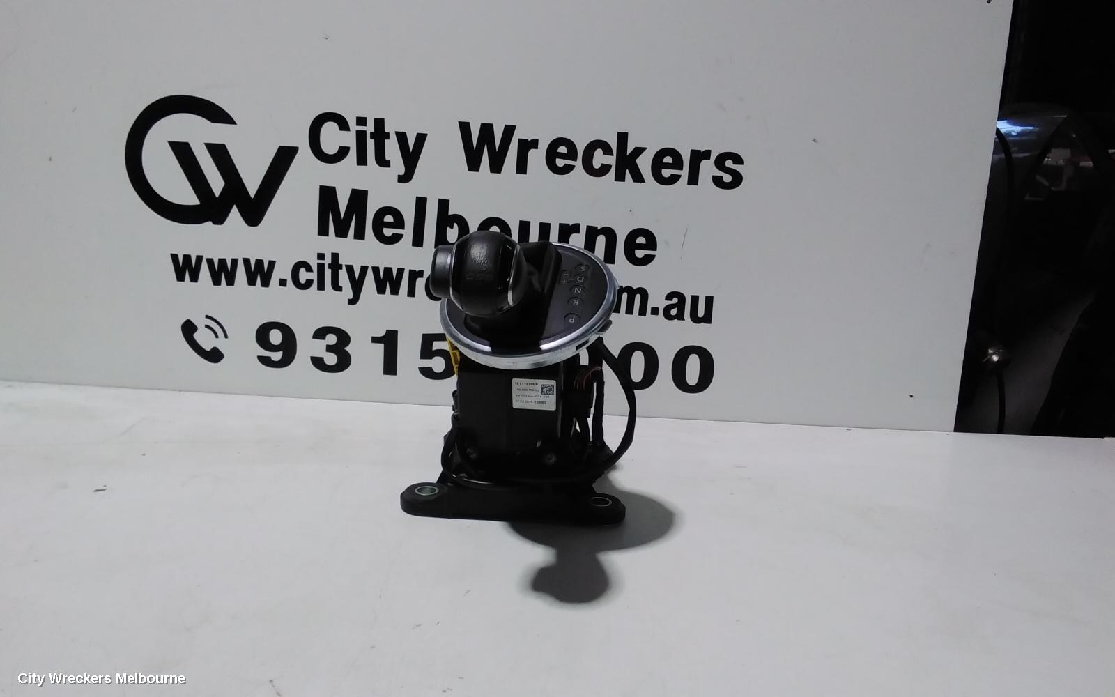 VOLKSWAGEN TRANSPORTER GEAR STICK/SHIFTER, AUTO T/M, T5, 03/2010 - 06/2015