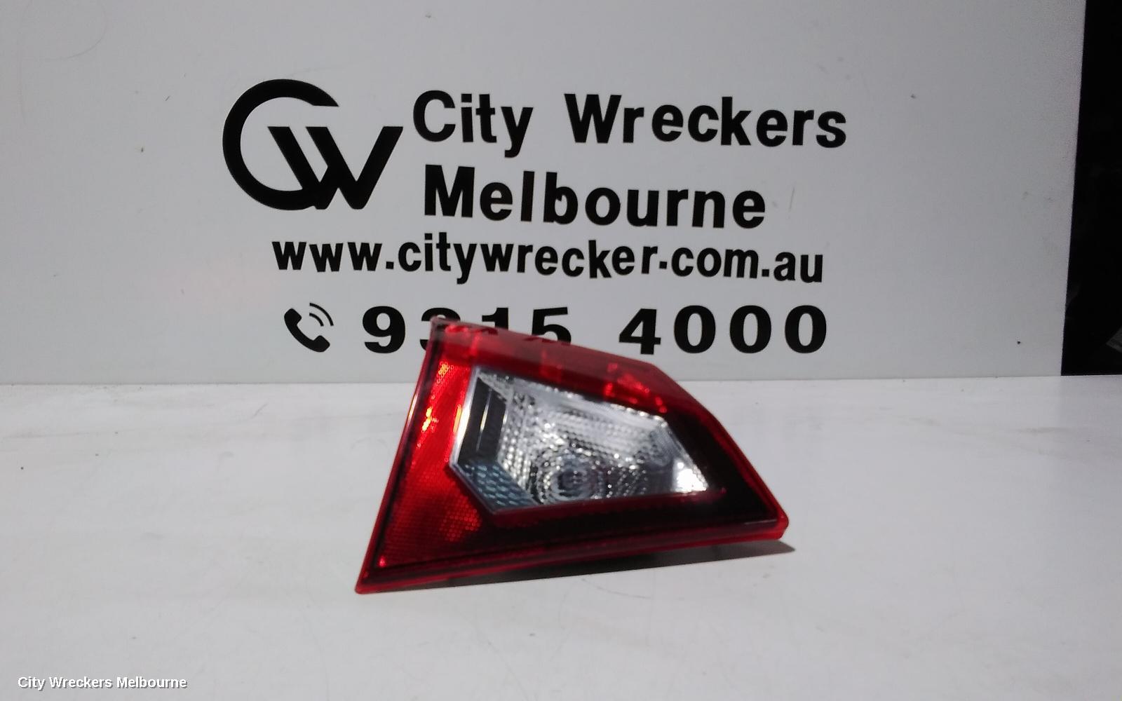 SUZUKI VITARA REAR GARNISH, TAILGATE LAMP (LH SIDE), VITARA, LY (VIN TSM), 06/2015 - 10/2018