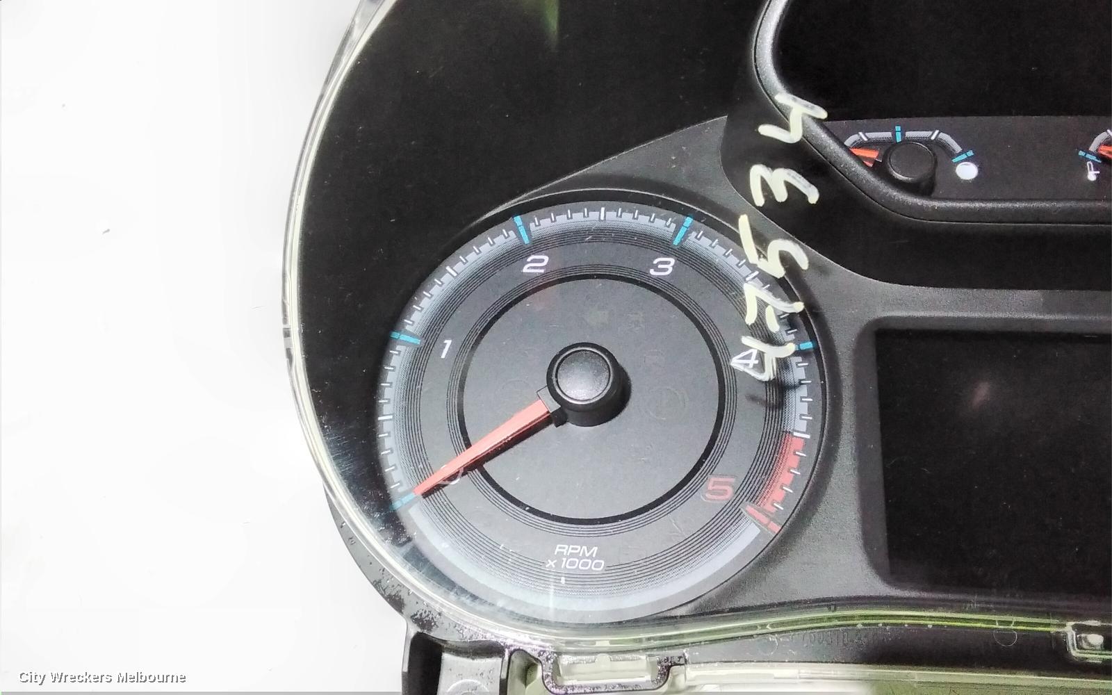 HOLDEN COLORADO INSTRUMENT CLUSTER, AUTO T/M, RG, 07/2016 - 12/2020