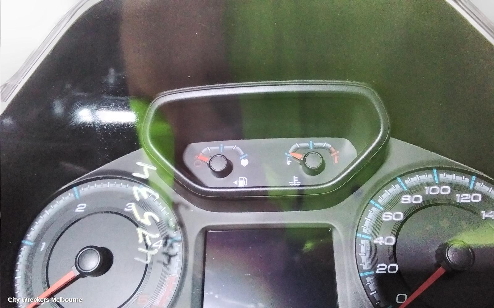 HOLDEN COLORADO INSTRUMENT CLUSTER, AUTO T/M, RG, 07/2016 - 12/2020