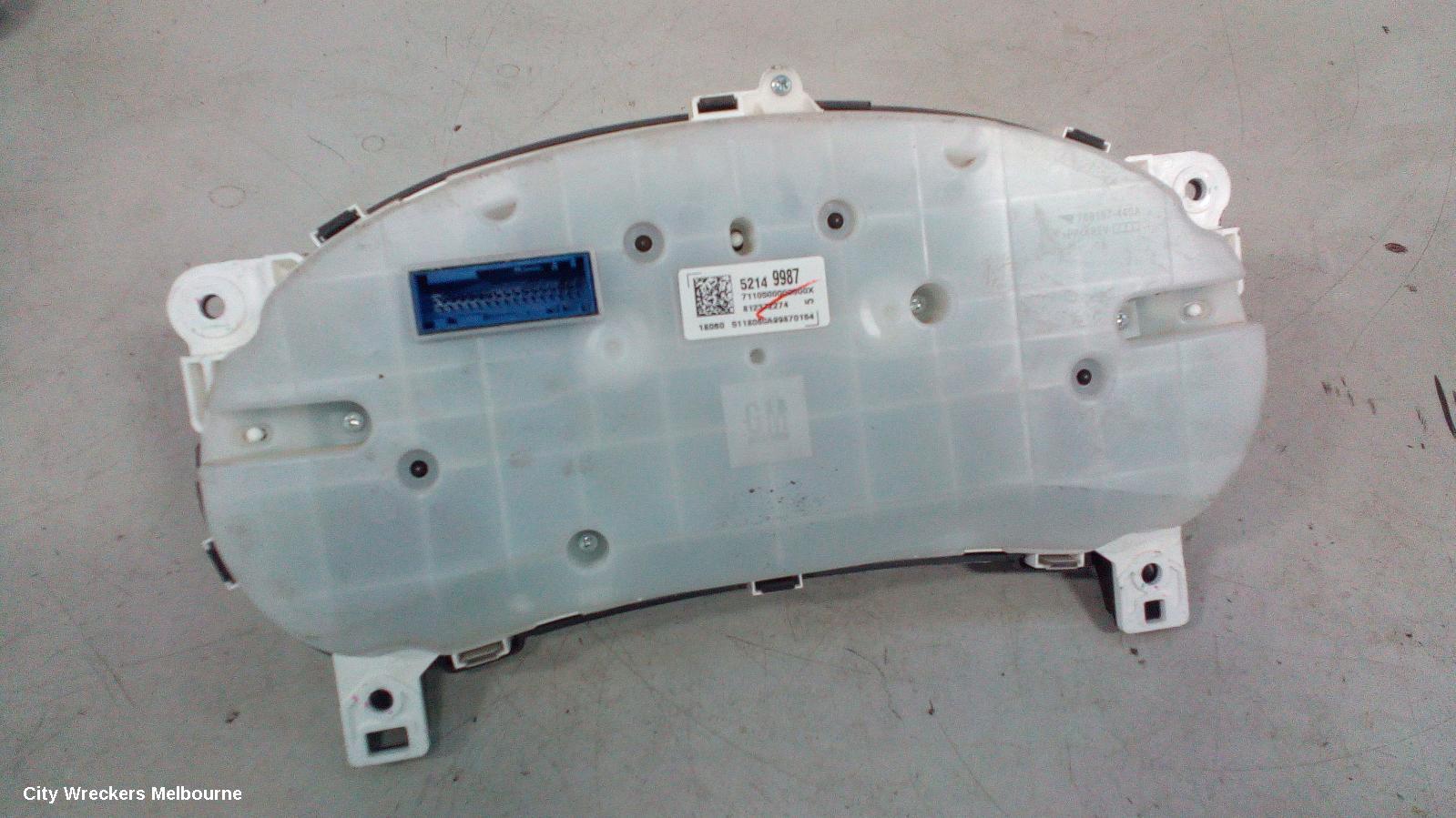 HOLDEN COLORADO INSTRUMENT CLUSTER, AUTO T/M, RG, 07/2016 - 12/2020