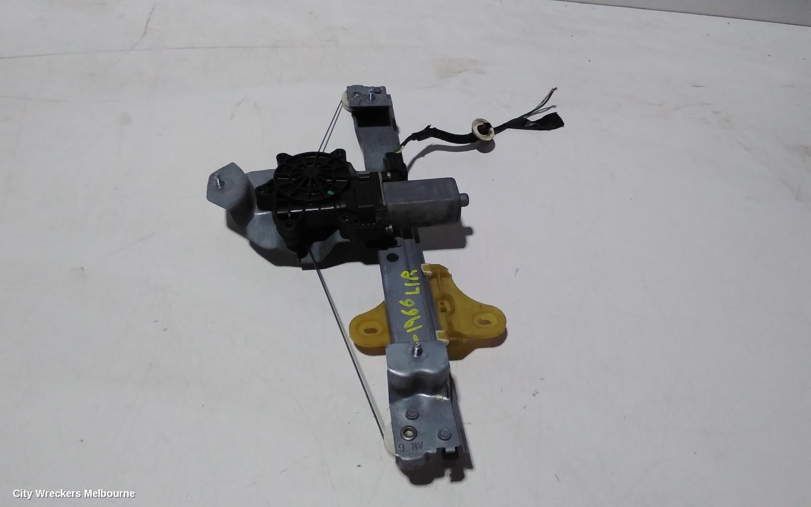 RENAULT CLIO LEFT REAR WND REG/MOTOR, X98, 09/2013 - 10/2019