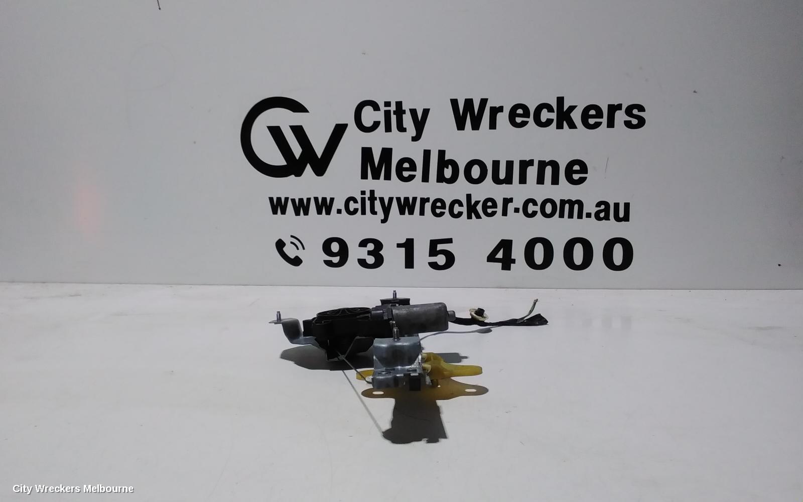 RENAULT CLIO LEFT REAR WND REG/MOTOR, X98, 09/2013 - 10/2019