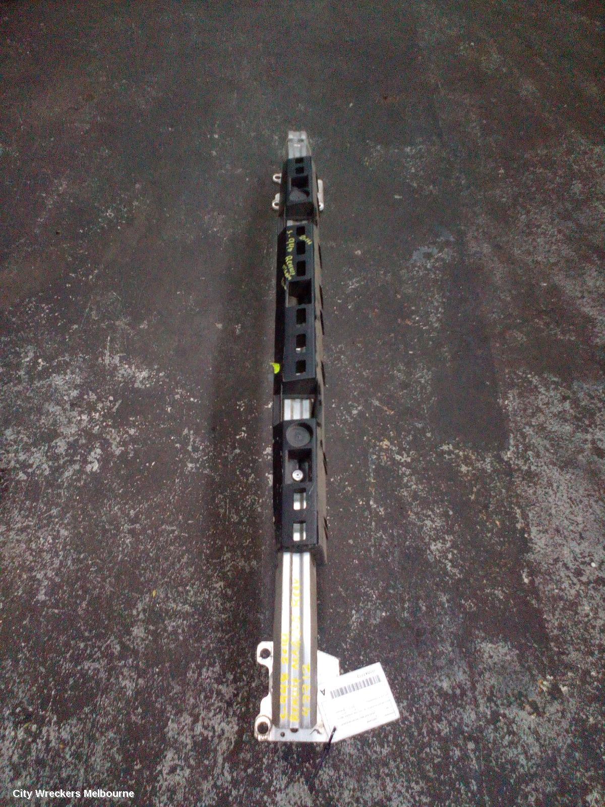 RENAULT MEGANE R/BAR BRACKET/REINFO, MAIN REINFORCEMENT, ALLOY, K95, WAGON, 05/2013 ONWARDS