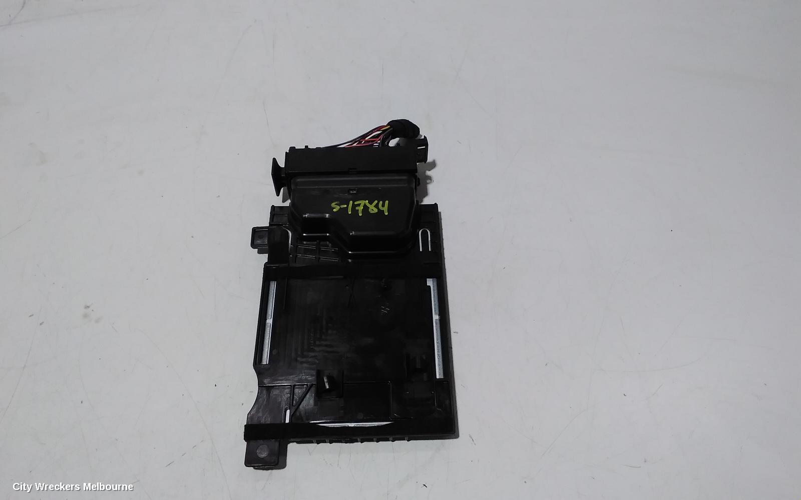 VOLKSWAGEN TIGUAN, 5NA, 06/2016 - 02/2024, 5Q0907376B   USPENSION DAMPER CONTROL MODULE UNIT : 101823