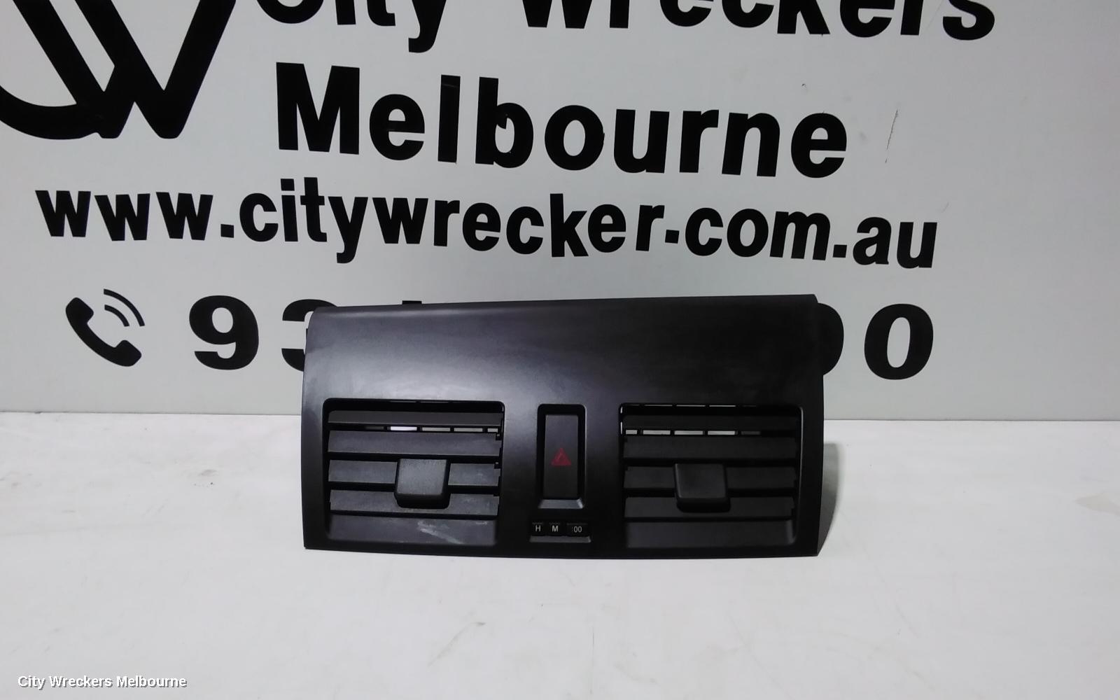 MAZDA 3, BL 04/2009 - 06/2013, CENTRE AIRVENT: 101855