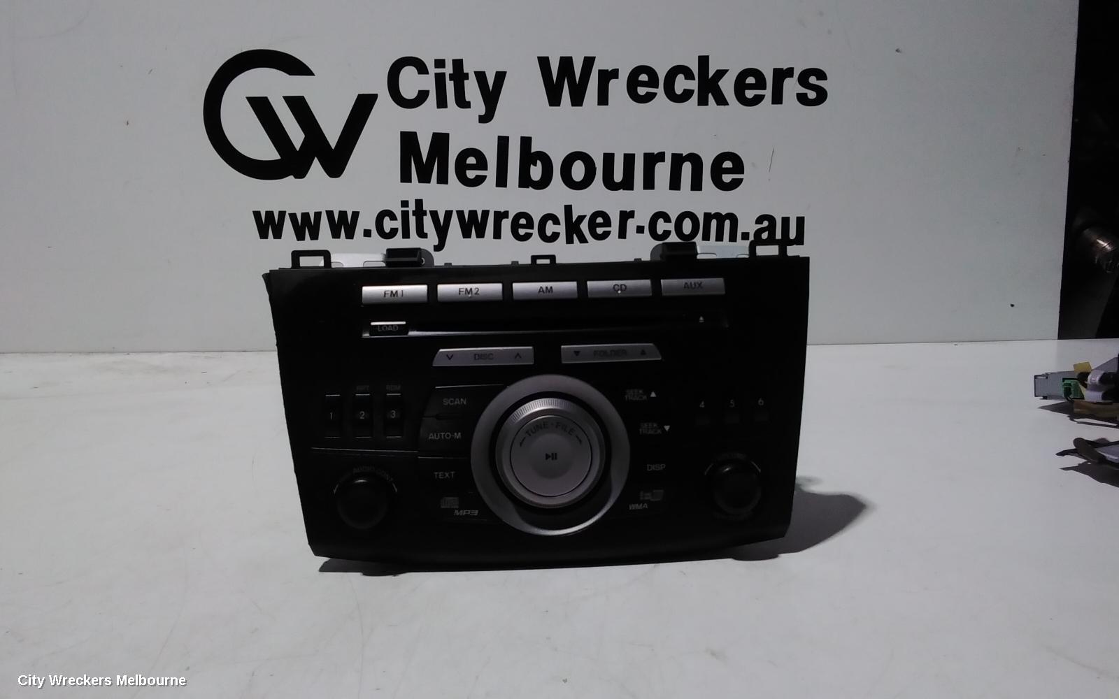MAZDA 3 RADIO/CD/DVD/SAT/TV, SAT NAV, BL, 04/2009 - 10/2013