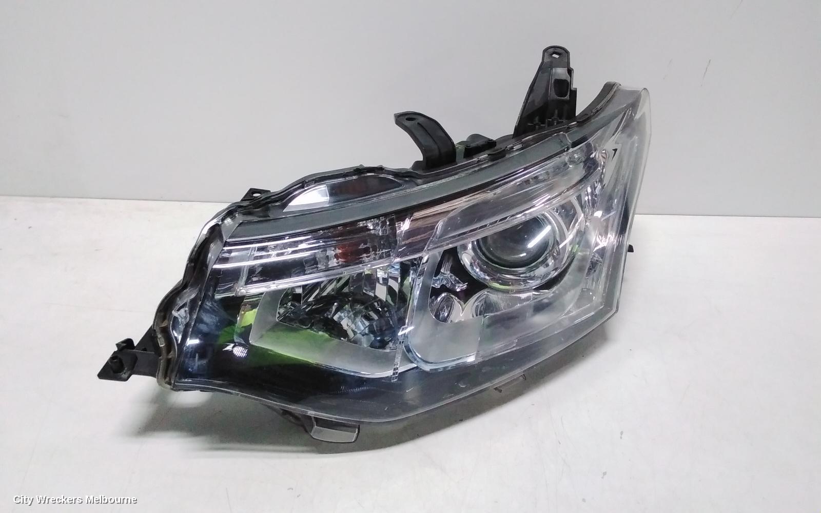 MITSUBISHI OUTLANDER LEFT HEADLAMP, ZJ, XENON, 10/2013 - 03/2015