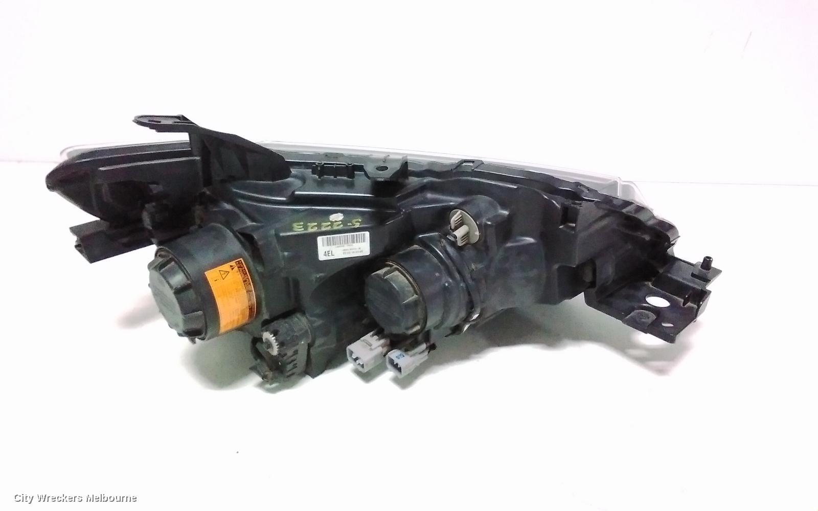 MITSUBISHI OUTLANDER LEFT HEADLAMP, ZJ, XENON, 10/2013 - 03/2015
