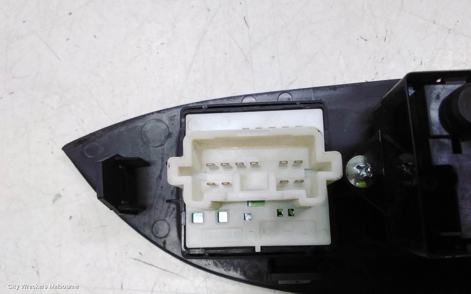 MITSUBISHI OUTLANDER PWR DR WIND SWITCH, RH FRONT (MASTER SWITCH), ZJ, 10/2012 - 03/2015