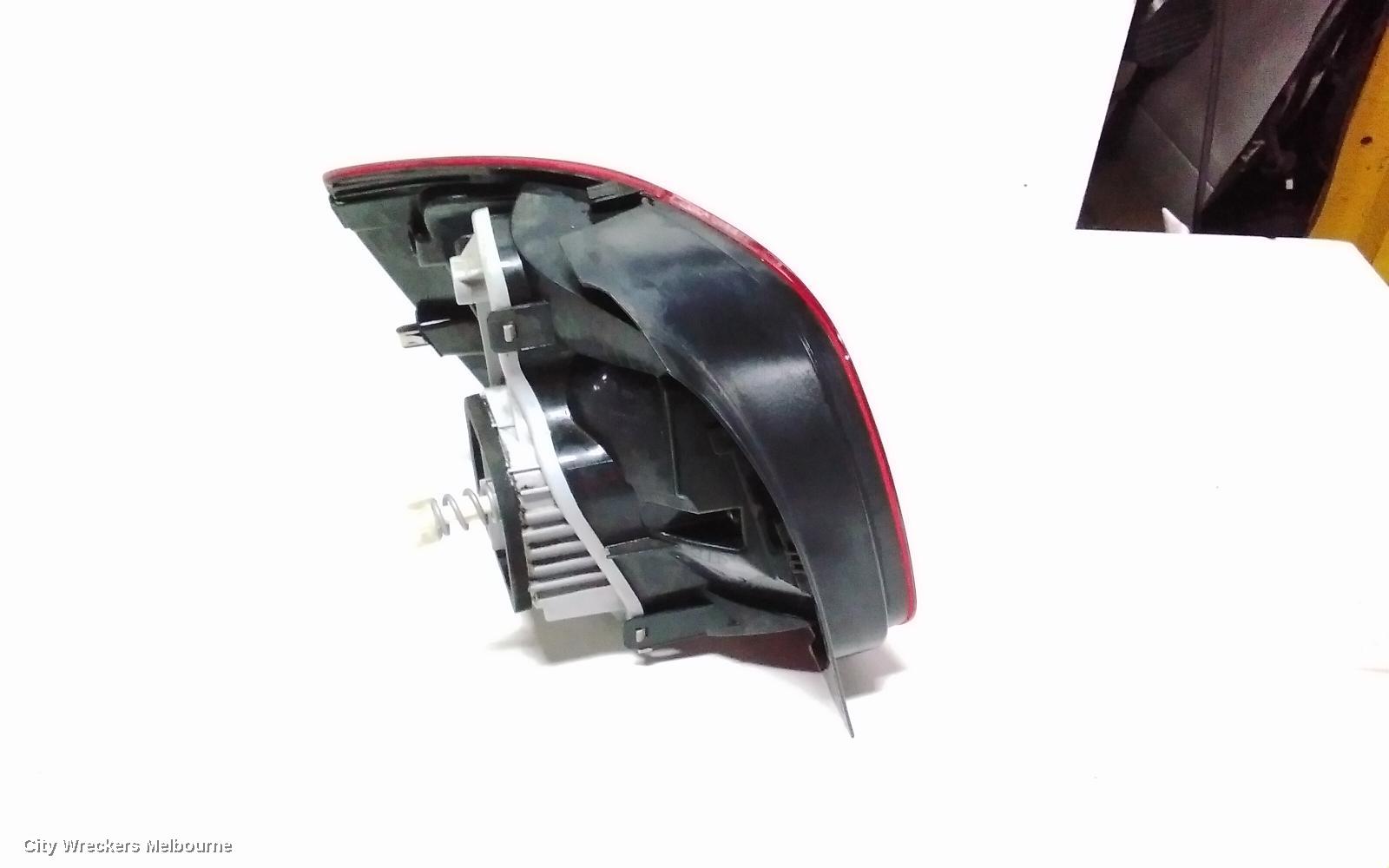 VOLKSWAGEN POLO RIGHT TAILLIGHT, 6R, COMFORTLINE/TRENDLINE/GTI, 05/2010 - 05/2014