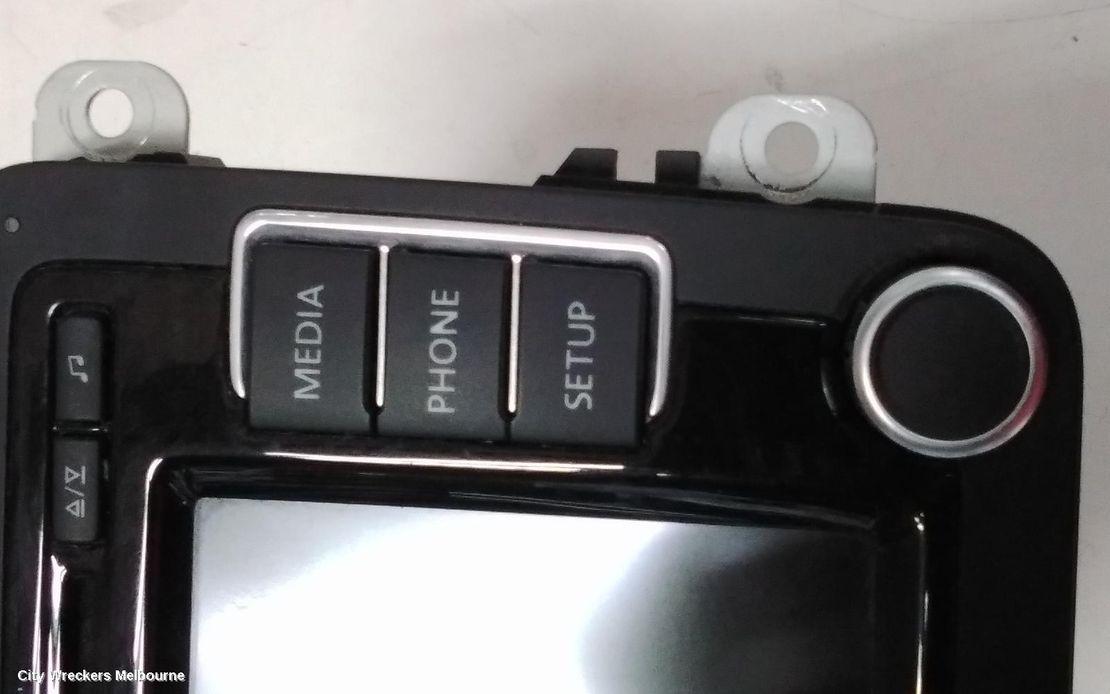 VOLKSWAGEN POLO RADIO/CD/DVD/SAT/TV, DISPLAY & HEAD UNIT (RCD510), 6R, 05/2010 - 09/2017