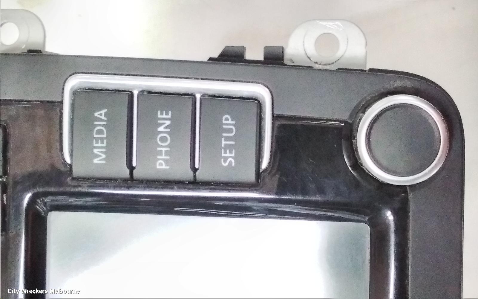 VOLKSWAGEN POLO RADIO/CD/DVD/SAT/TV, DISPLAY & HEAD UNIT (RCD510), 6R, 05/2010 - 09/2017