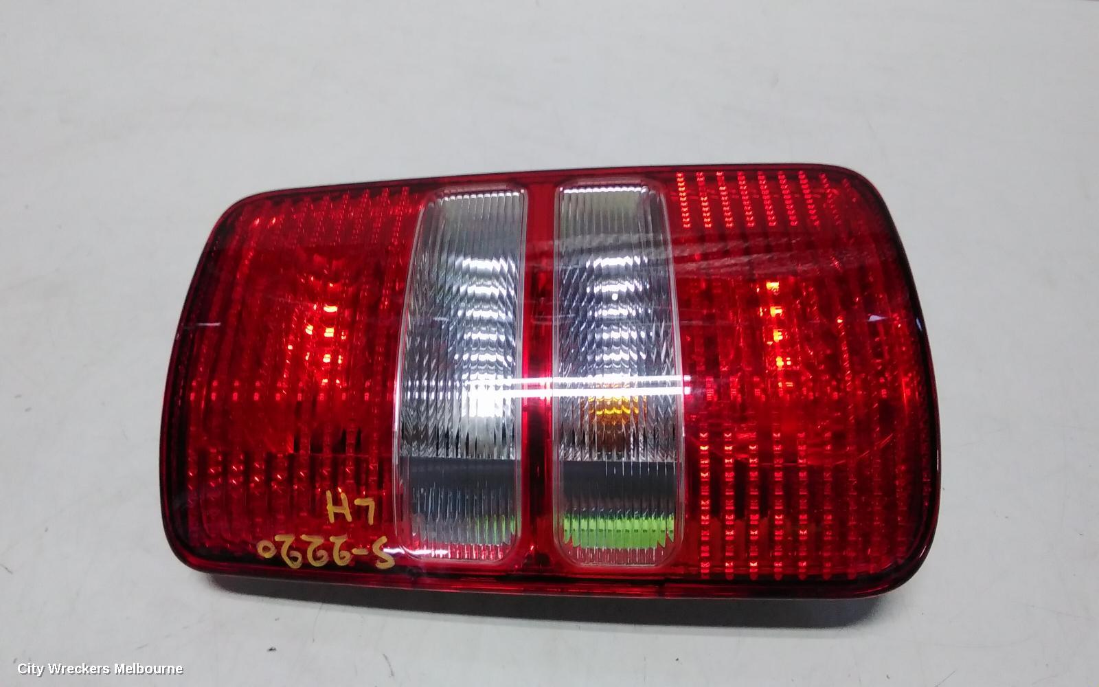 VOLKSWAGEN CADDY LEFT TAILLIGHT, 2K, 08/2010 - 06/2015