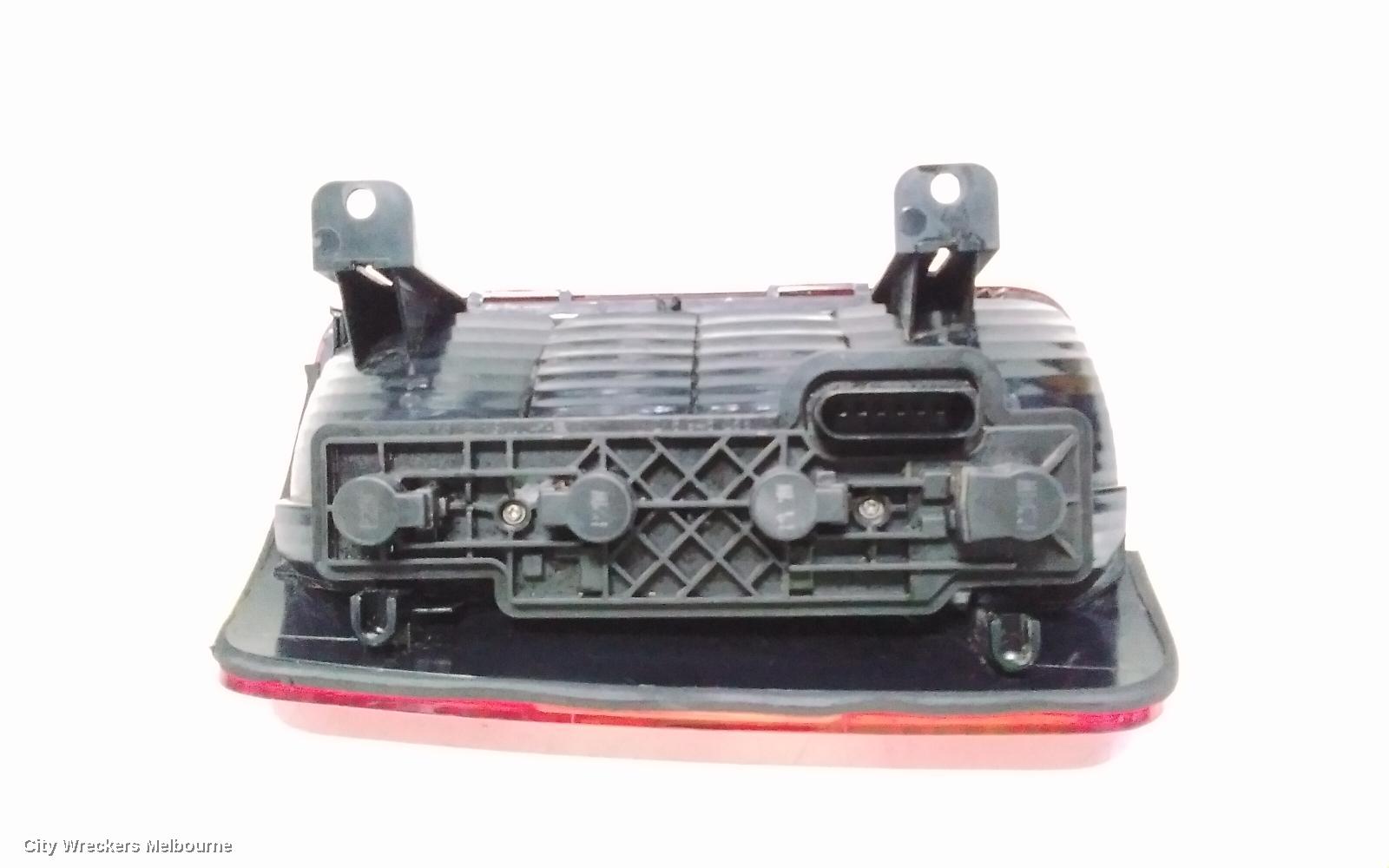 VOLKSWAGEN CADDY RIGHT TAILLIGHT, 2K, 08/2010 - 06/2015