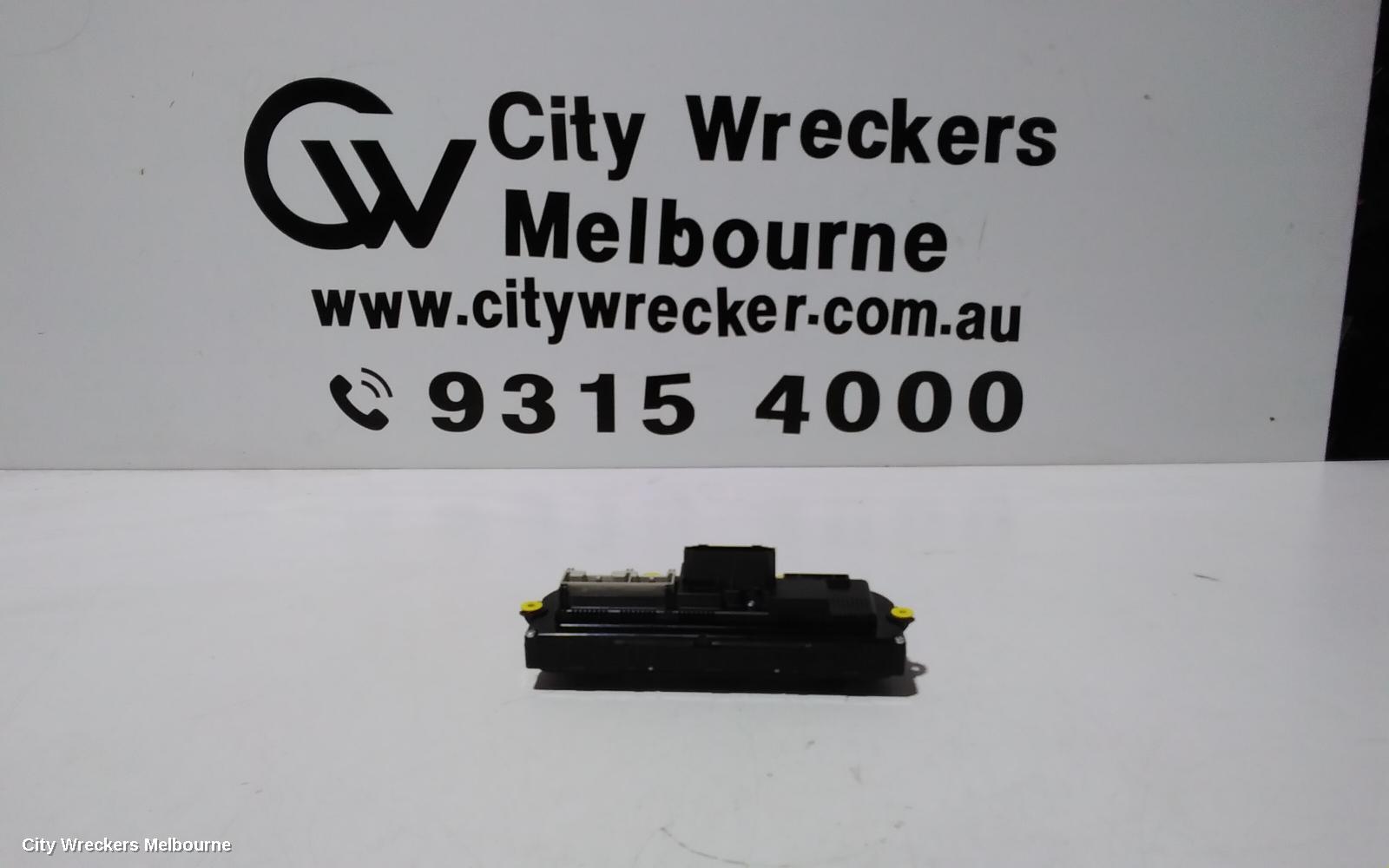 VOLKSWAGEN AMAROK HEATER/AC CONTROLS, NON CLIMATE CONTROL TYPE, 2H, 12/2010 ONWARDS