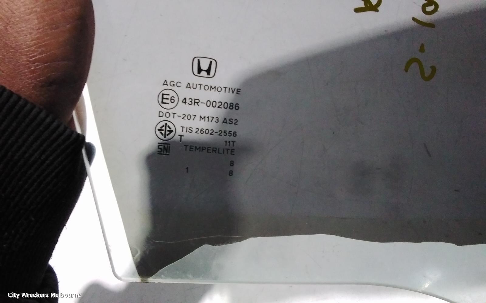 HONDA CIVIC RIGHT REAR DOOR WINDOW, 10TH GEN, HATCH, 05/2016 - 08/2021