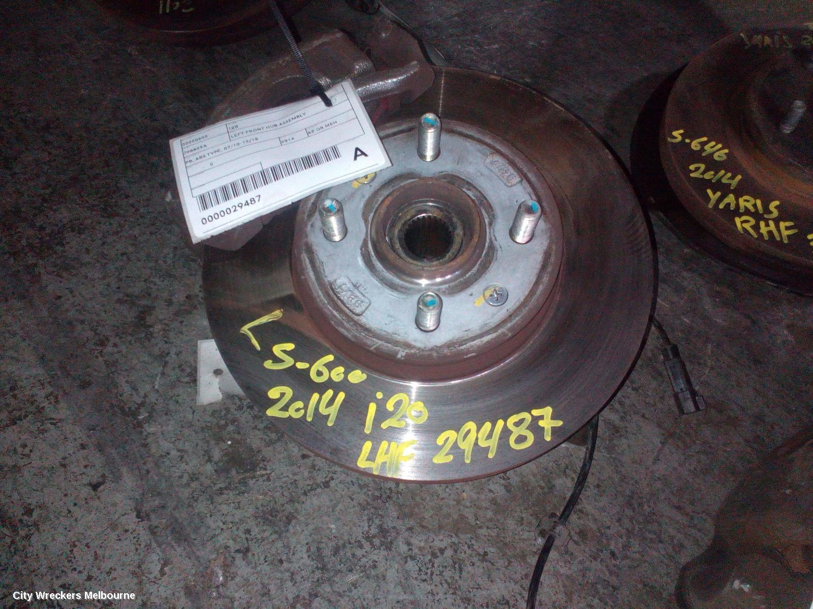 HYUNDAI I20 LEFT FRONT HUB ASSEMBLY, PB, ABS TYPE, 07/2010 - 12/2015