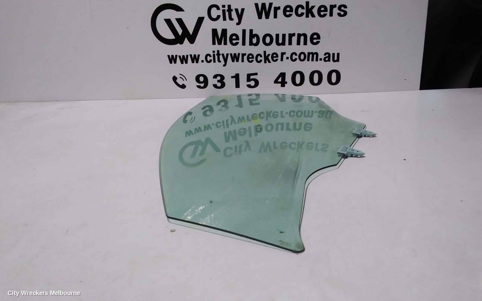 NISSAN QASHQAI LEFT FRONT DOOR WINDOW, J11, 12/2013 - 07/2021
