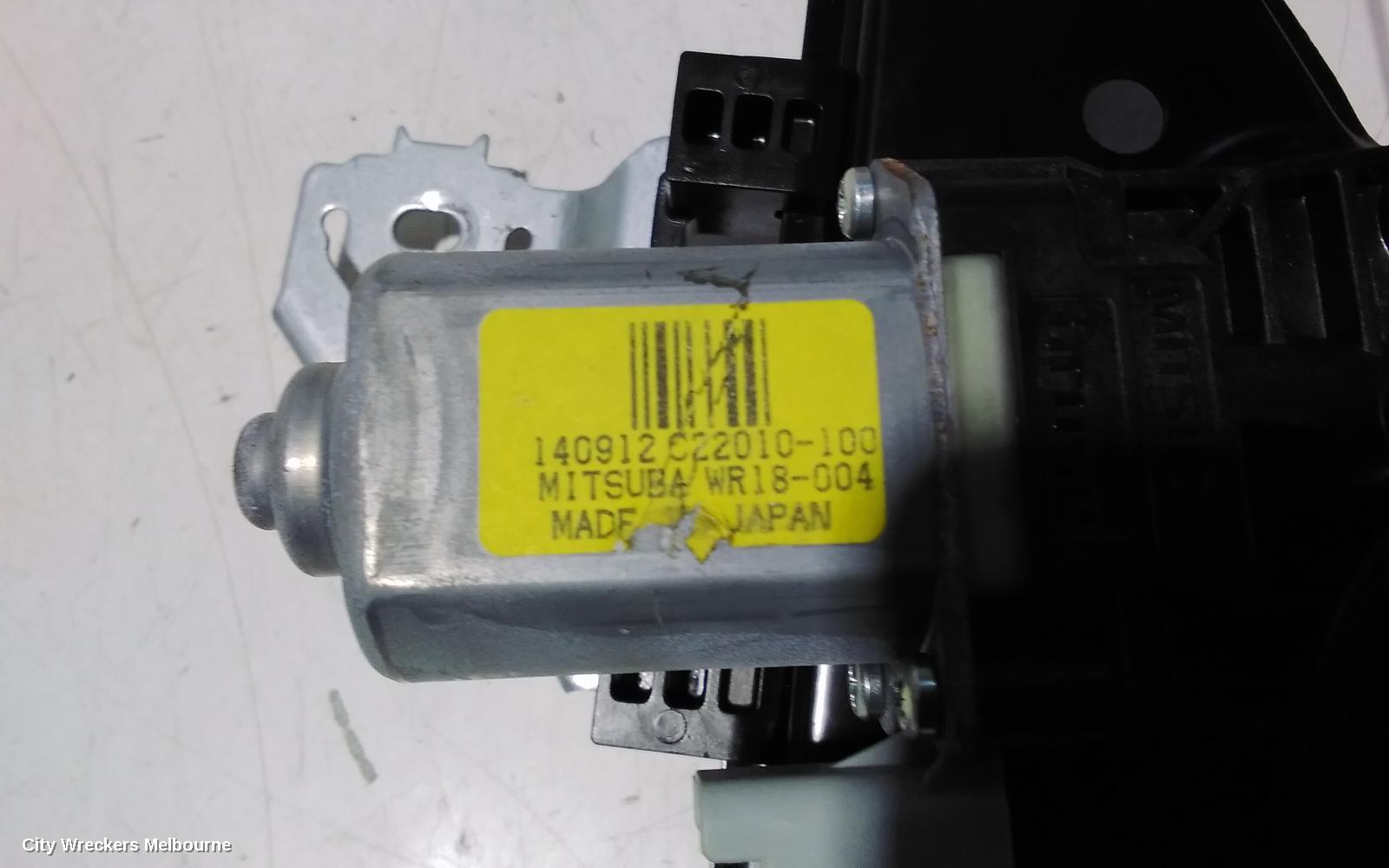 NISSAN QASHQAI LEFT FRONT WINDOW REG/MOTOR, J11, 12/2013 - 07/2021