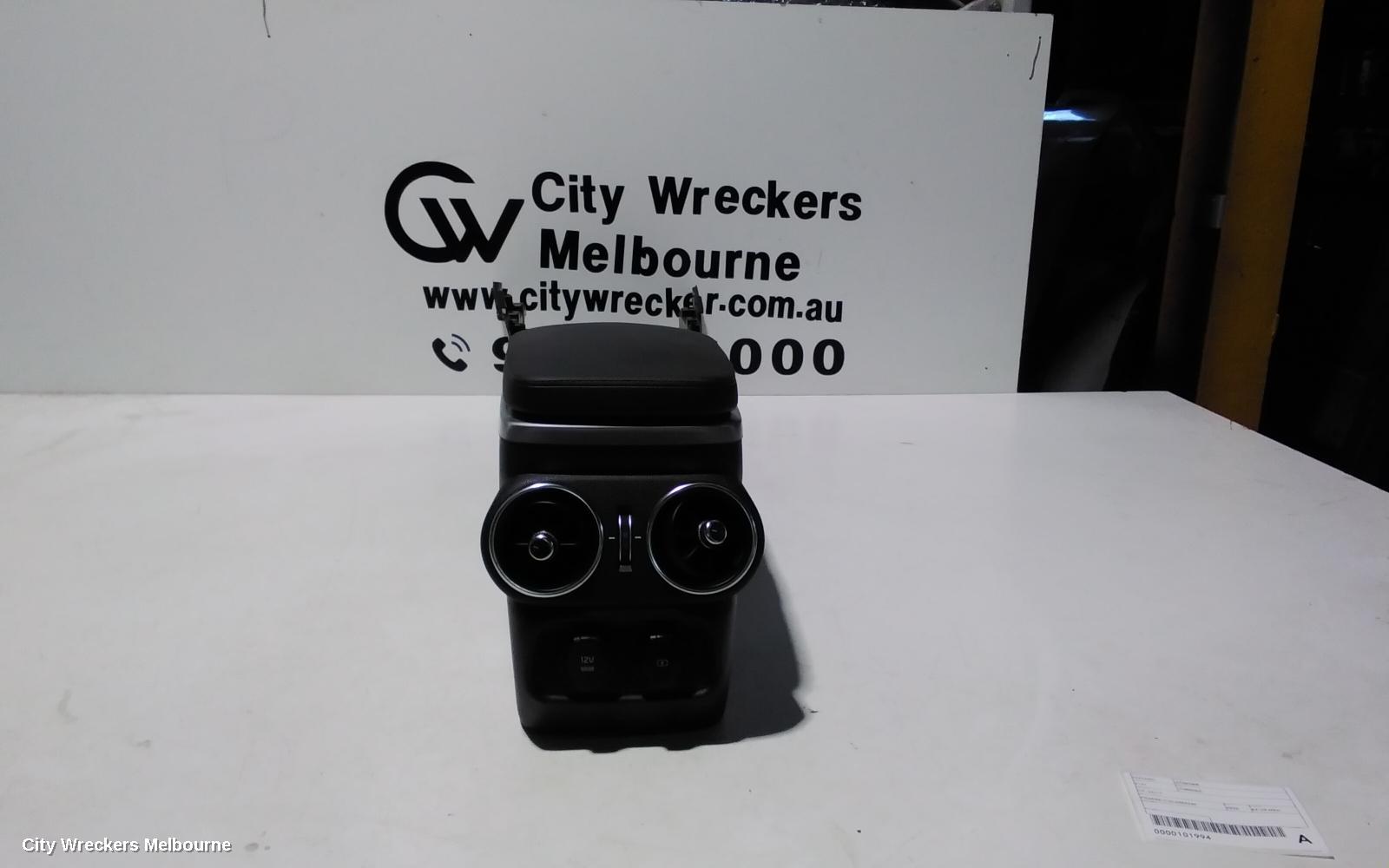 KIA STINGER CONSOLE, CK, 06/2017 - 04/2023