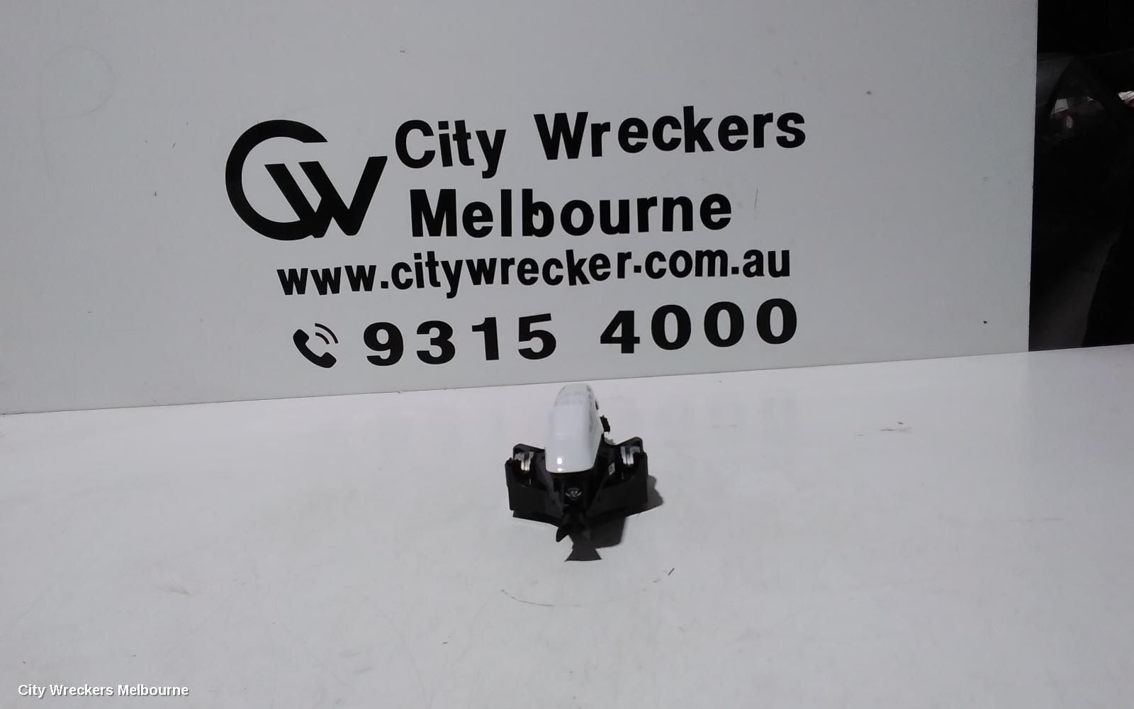 LAND ROVER DISCOVERY SPORT DOOR HANDLE, LH REAR, OUTER, COLOUR CODED, NON CHROME INSERT TYPE, L550, 01/2015 - 06/2019
