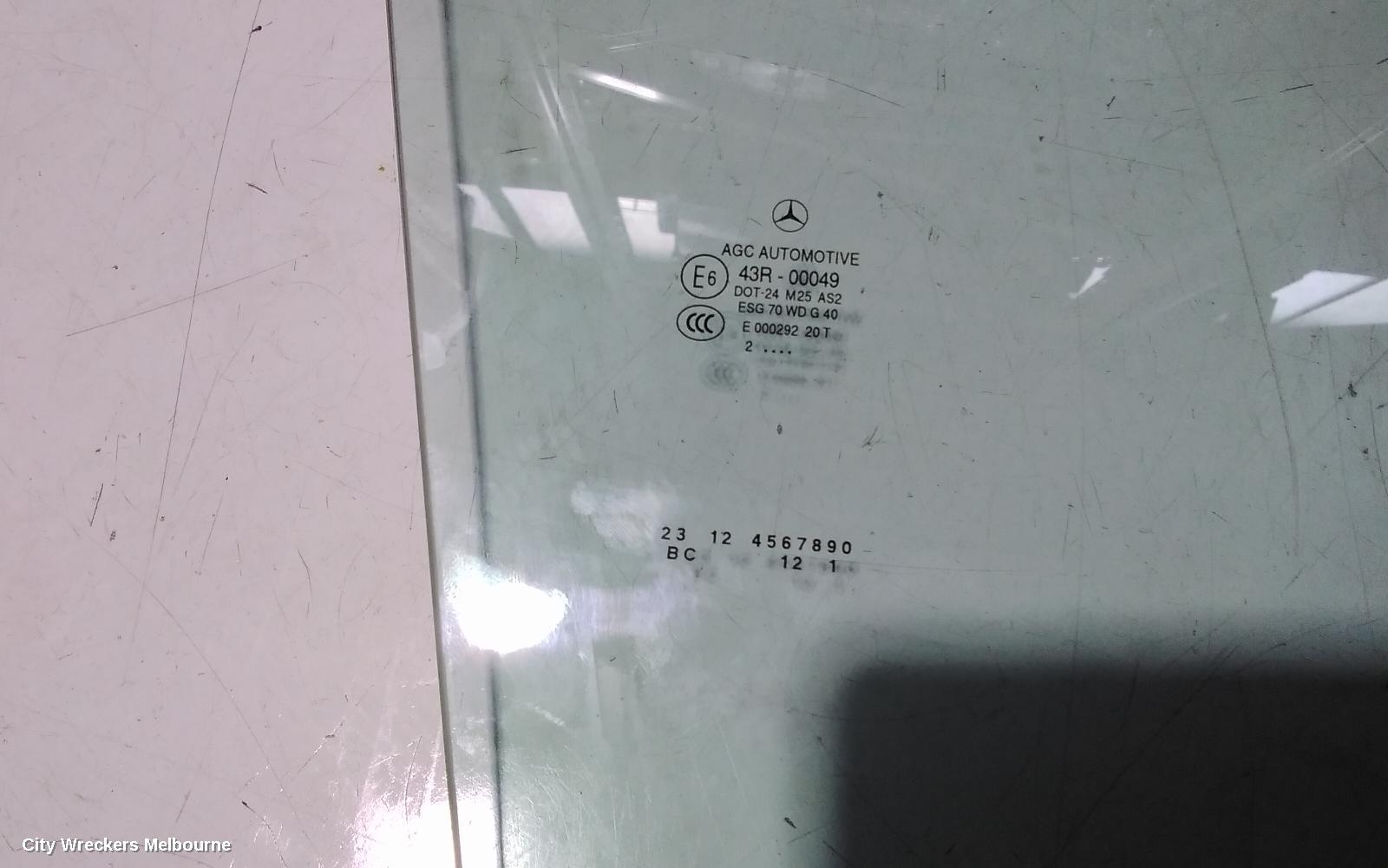 MERCEDES C CLASS RIGHT FRONT DOOR WINDOW, C204, 05/2011 - 01/2015