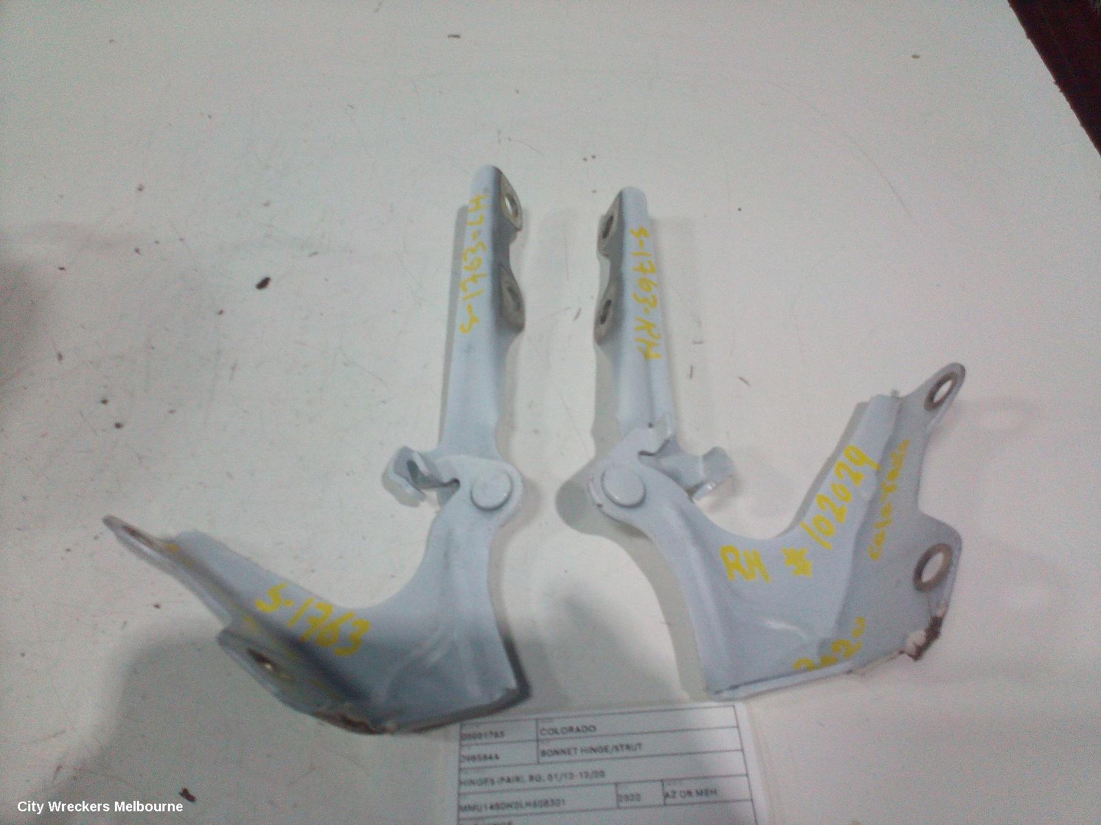 HOLDEN COLORADO BONNET HINGE/STRUT, HINGES (PAIR), RG, 01/2012 - 12/2020