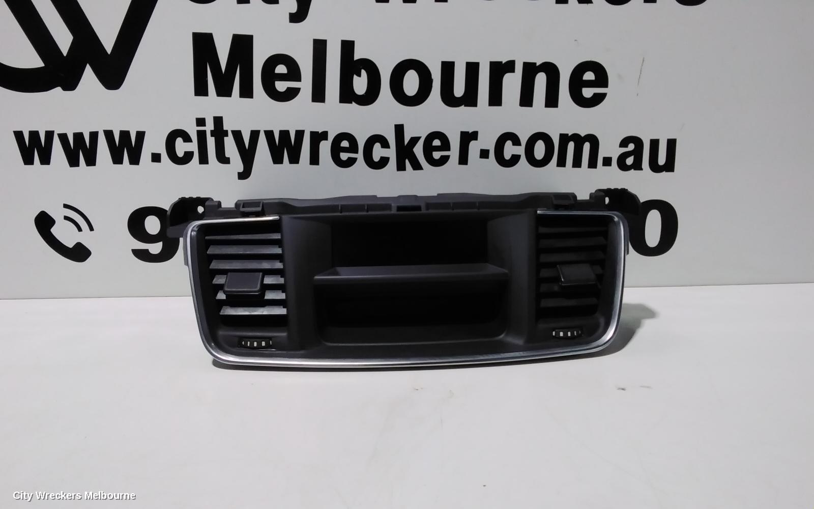 PEUGEOT 508, 07/2011 - 12/2017, CENTRE AIRVENT: 102039